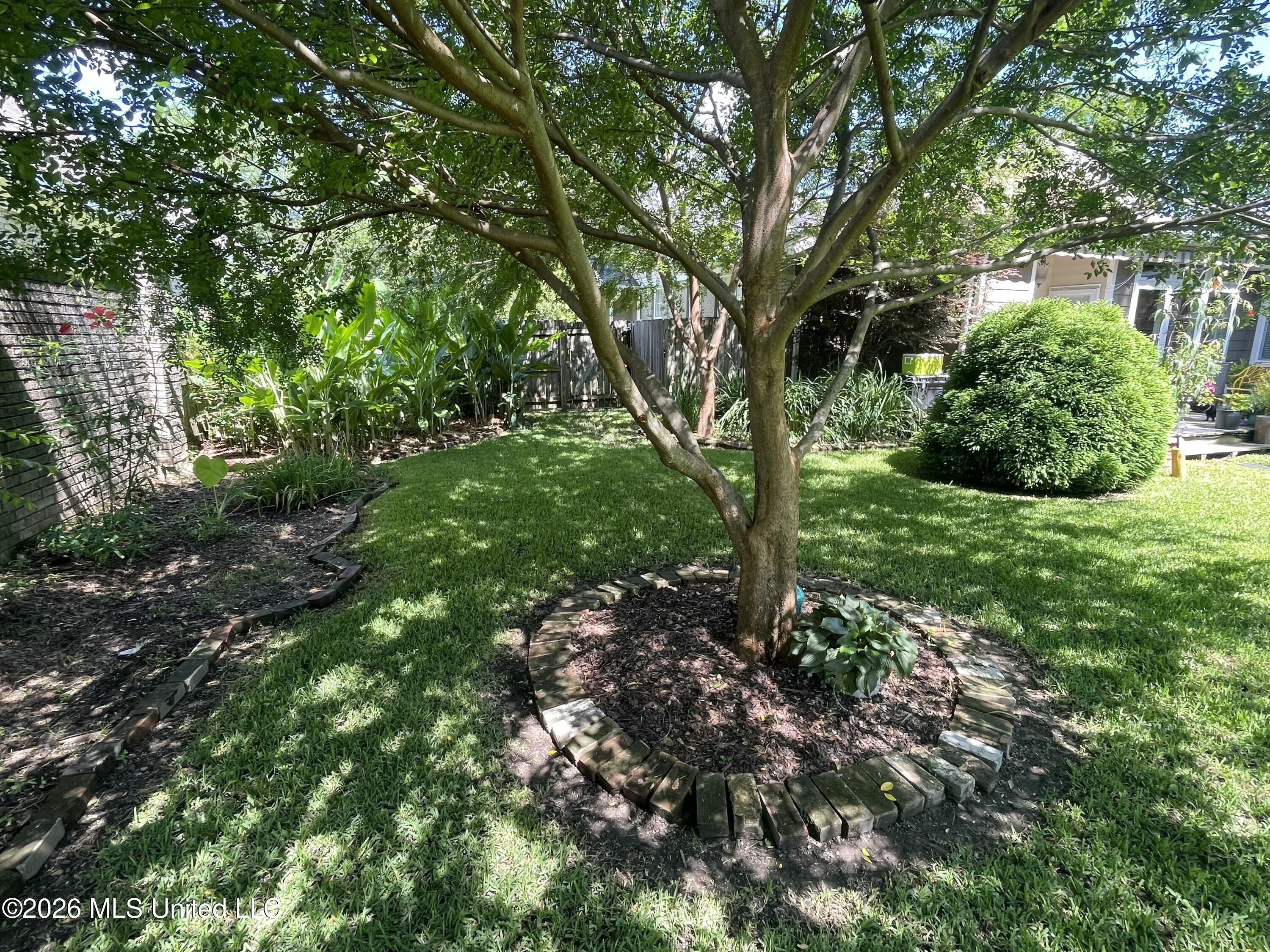 519 S Jackson Street Property Photo 21