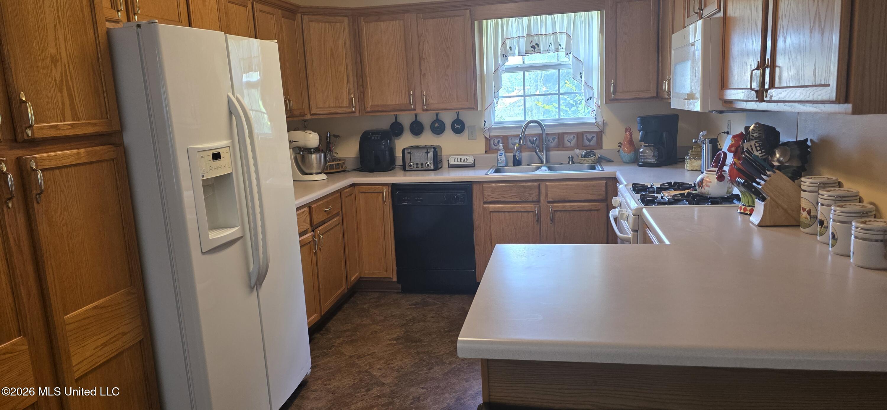 180 Stonewall Road Property Photo 2
