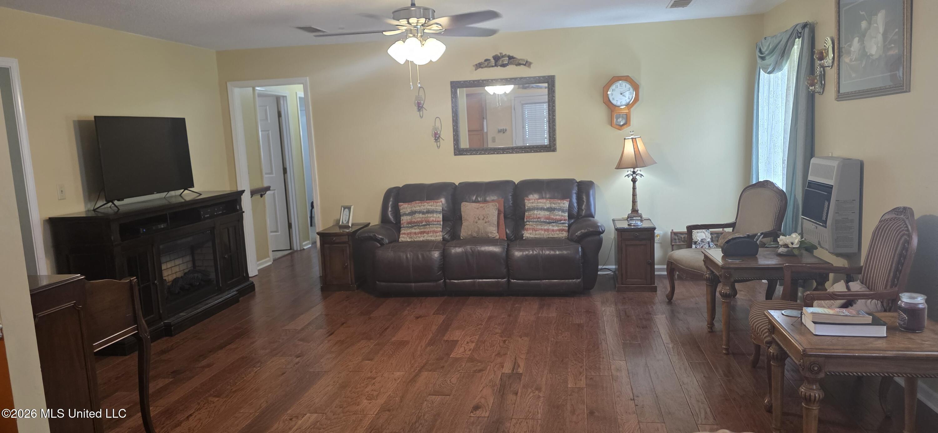 180 Stonewall Road Property Photo 5