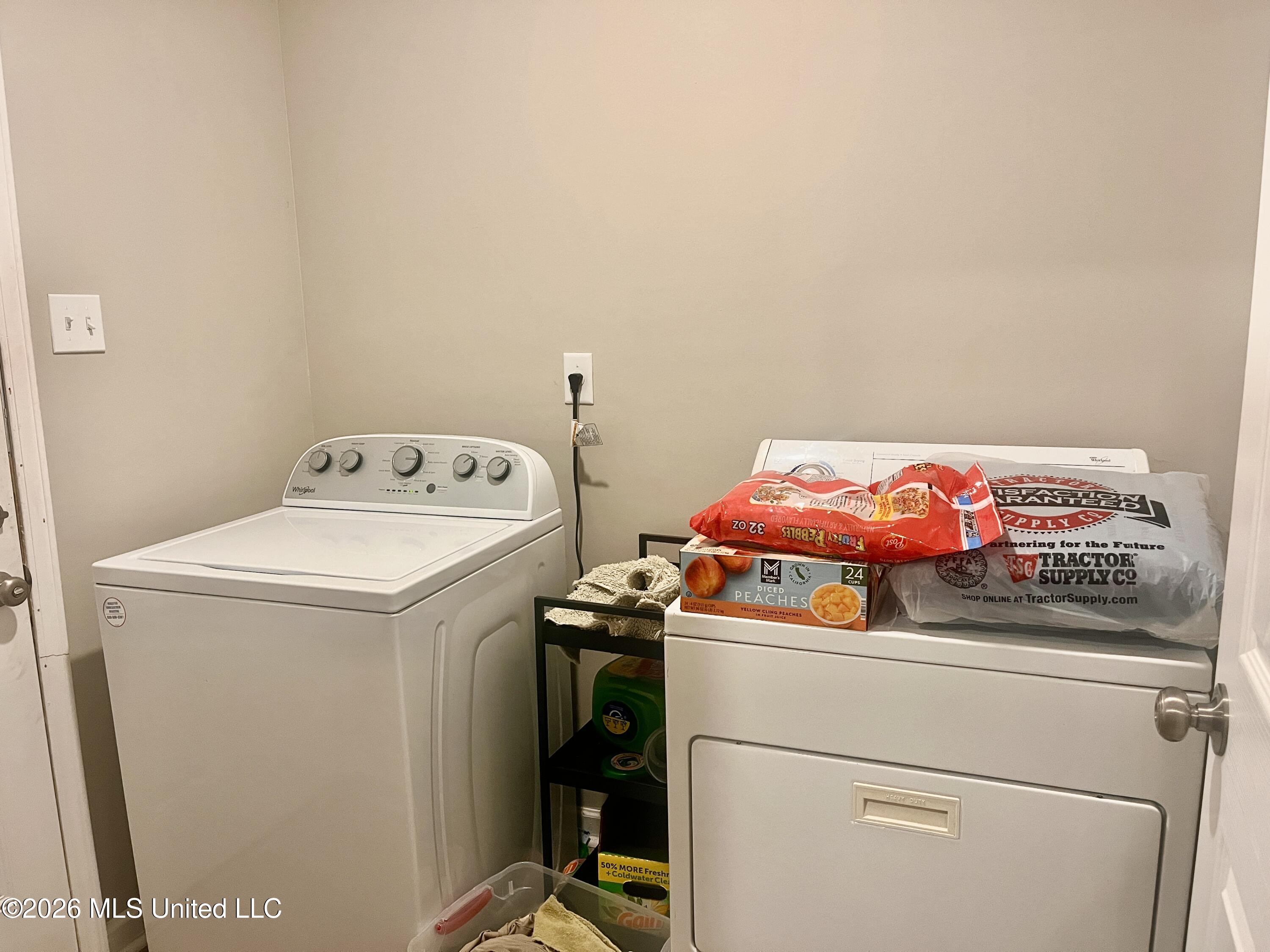 1626 Hickory Drive Property Photo 14