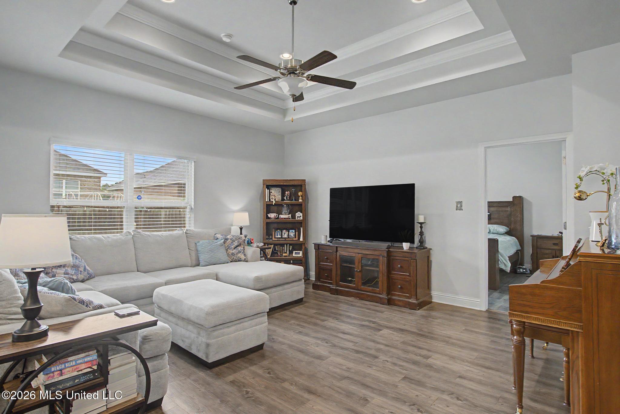 10204 Little Gem Drive Property Photo 7
