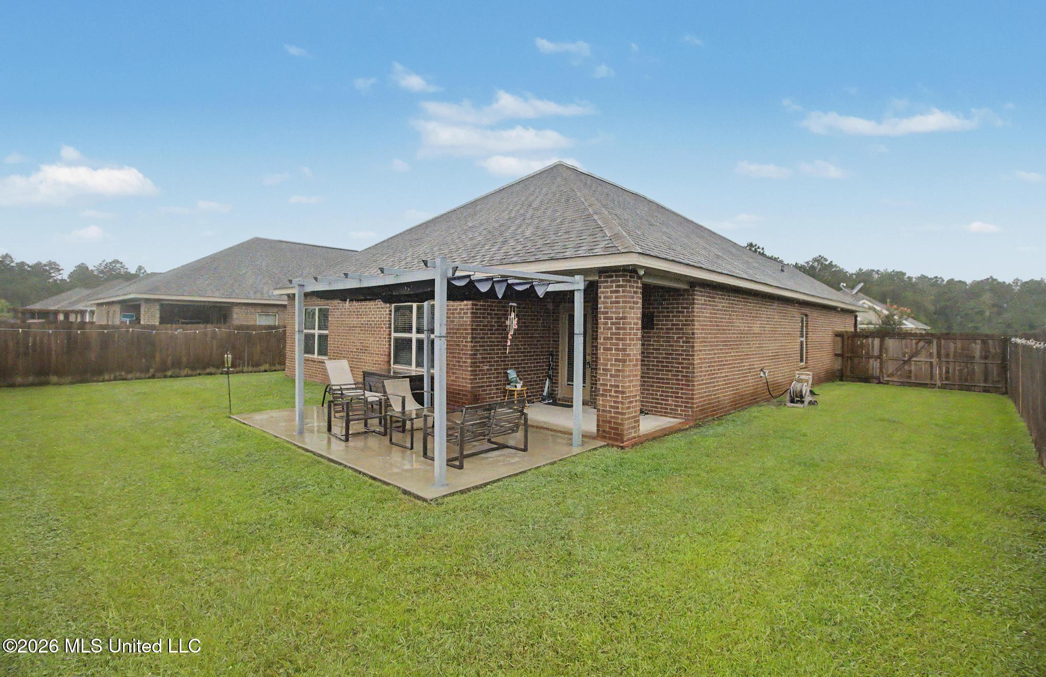 10204 Little Gem Drive Property Photo 23