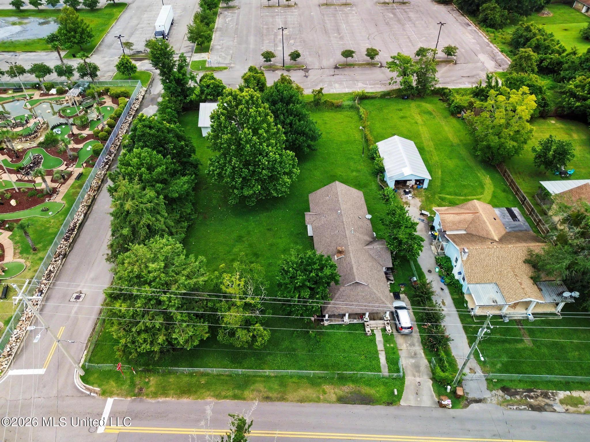3186 Race Track Road Property Photo 2