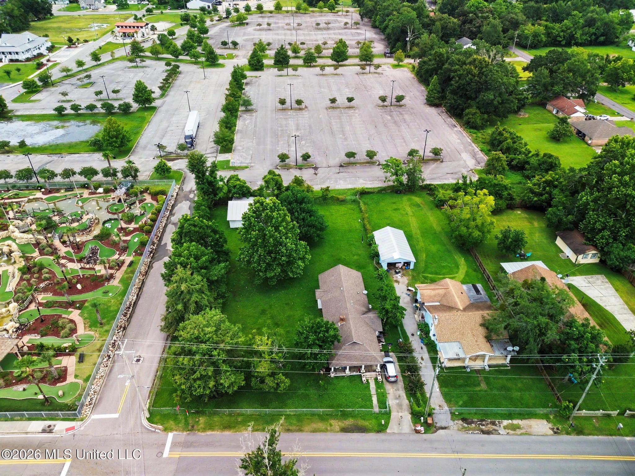 3186 Race Track Road Property Photo 4