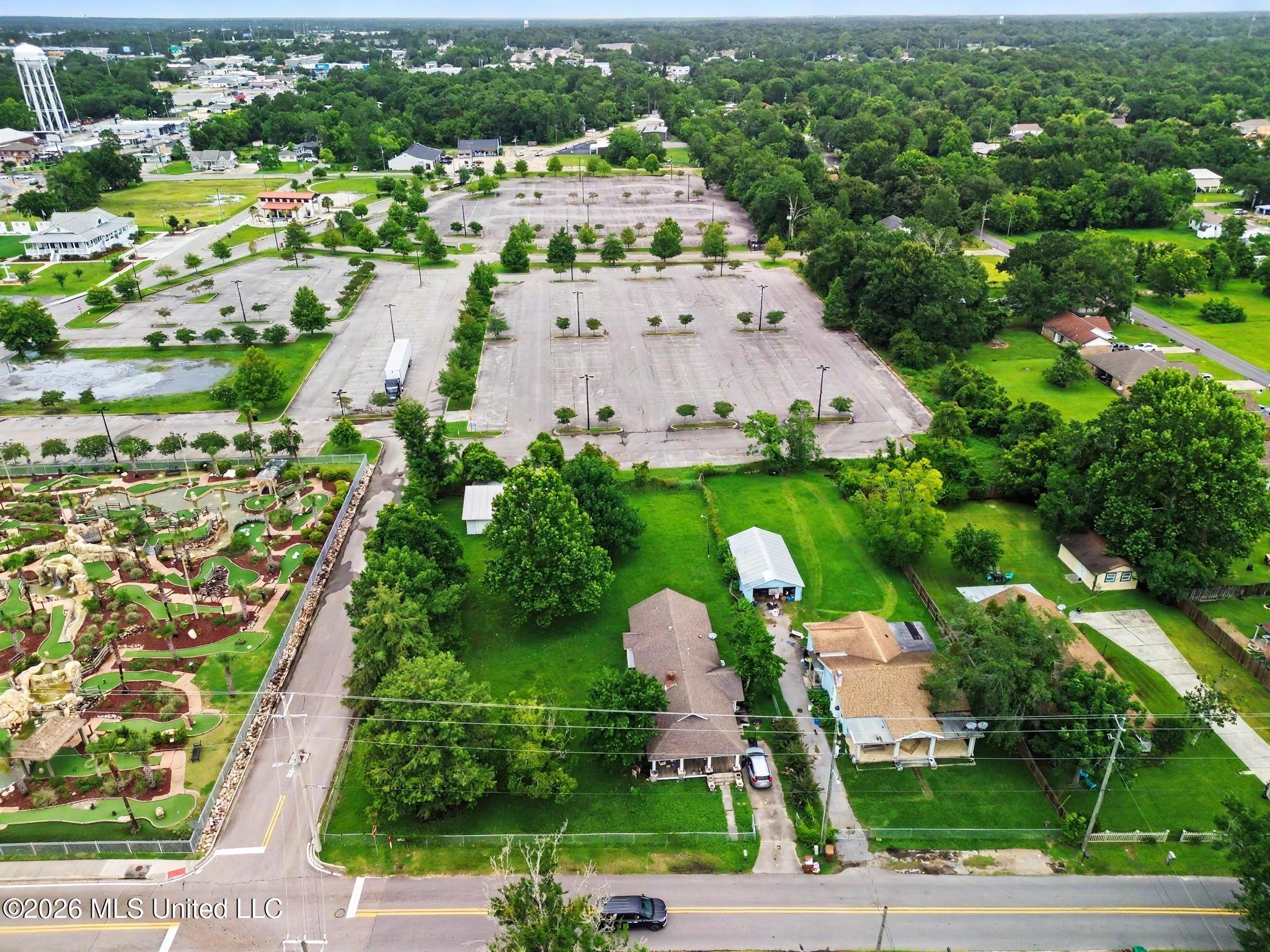 3186 Race Track Road Property Photo 5