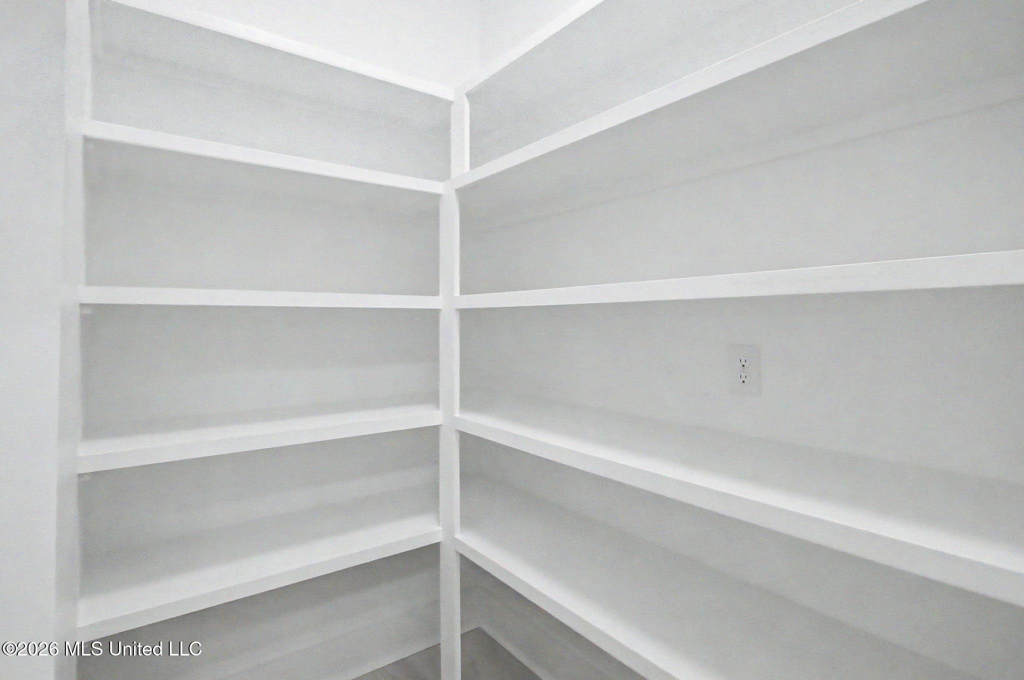 111 North Street Property Photo 15
