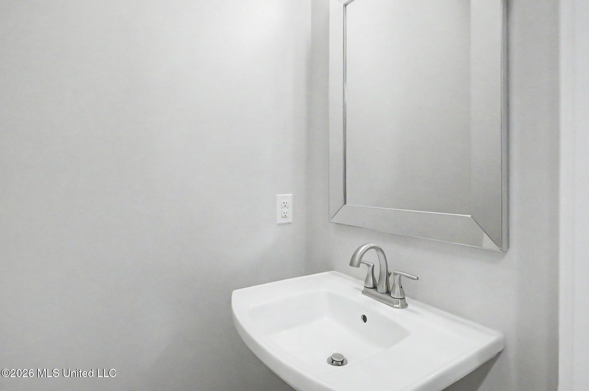 111 North Street Property Photo 16