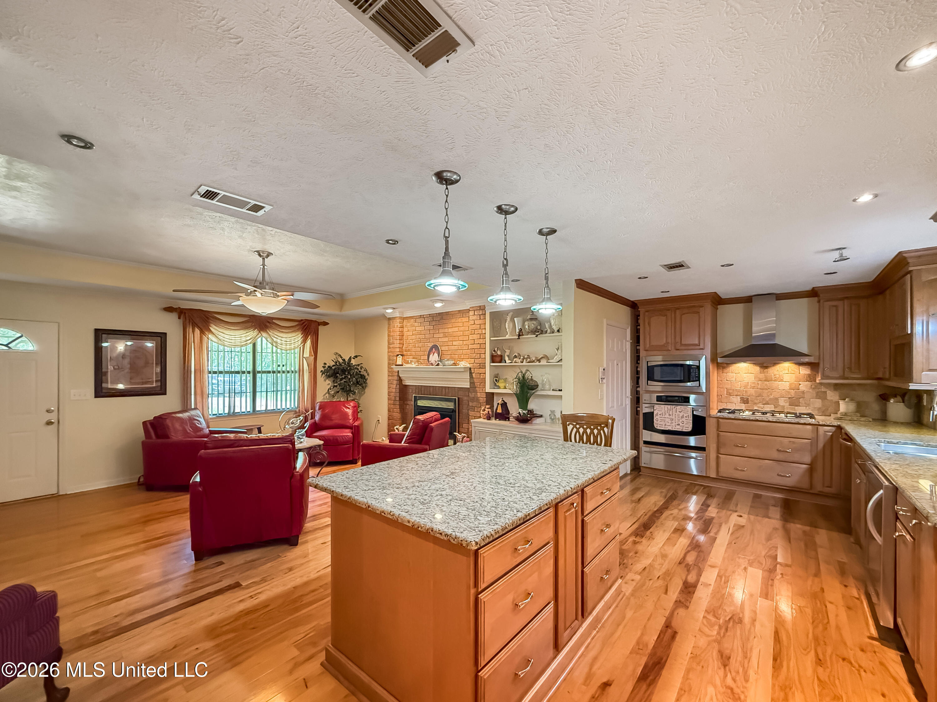 310 Henry Cannon Road Property Photo 6