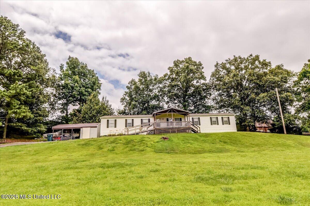 2041 King Road Property Photo 3