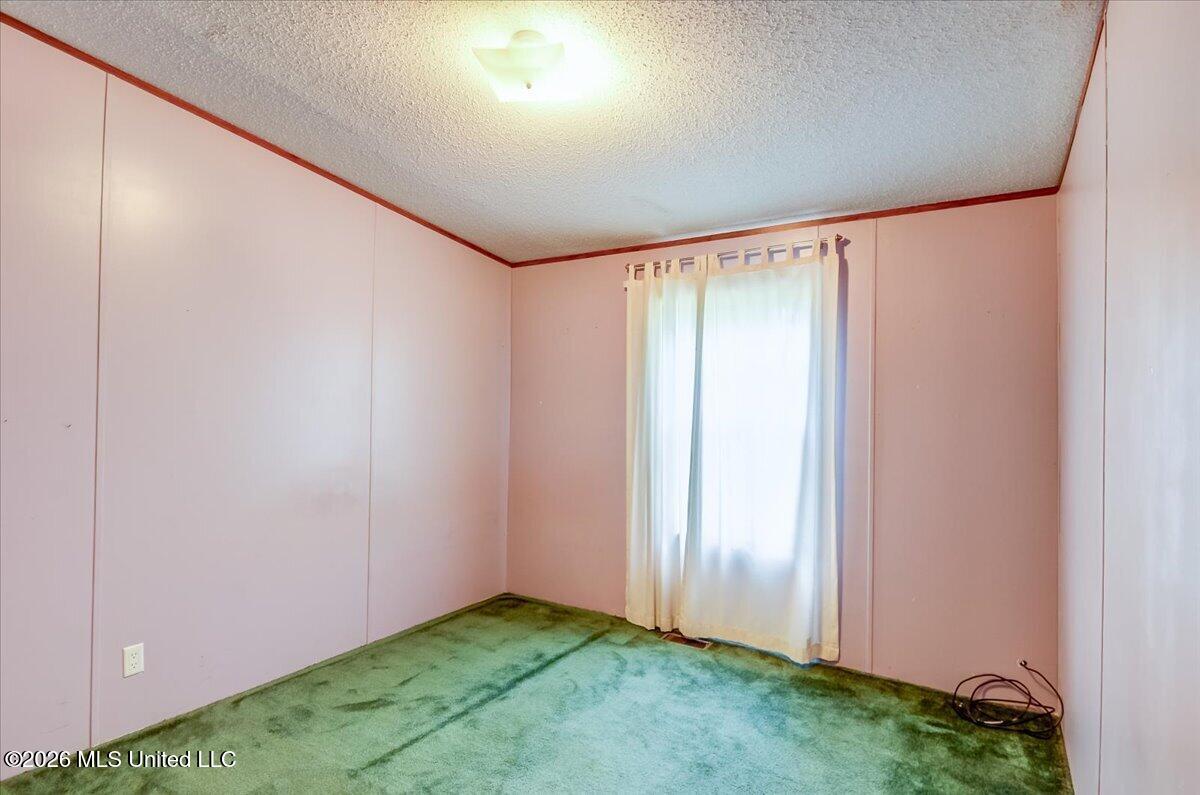 2041 King Road Property Photo 24