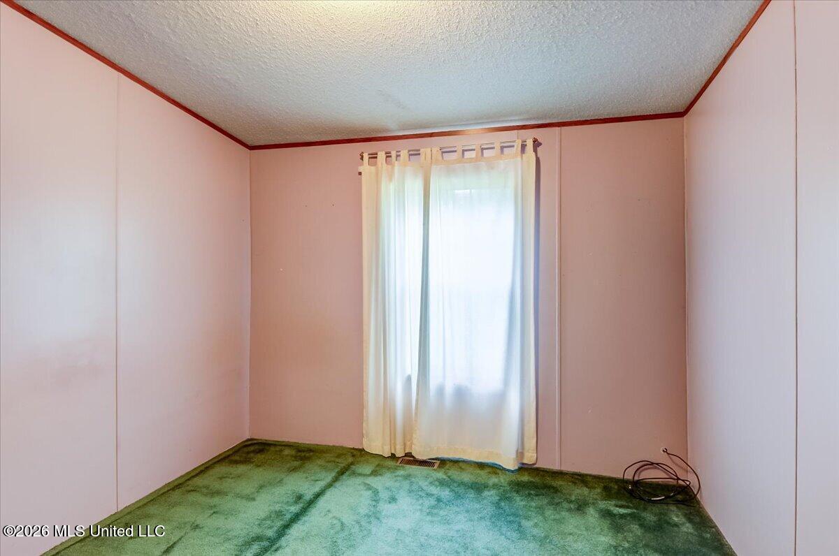 2041 King Road Property Photo 25