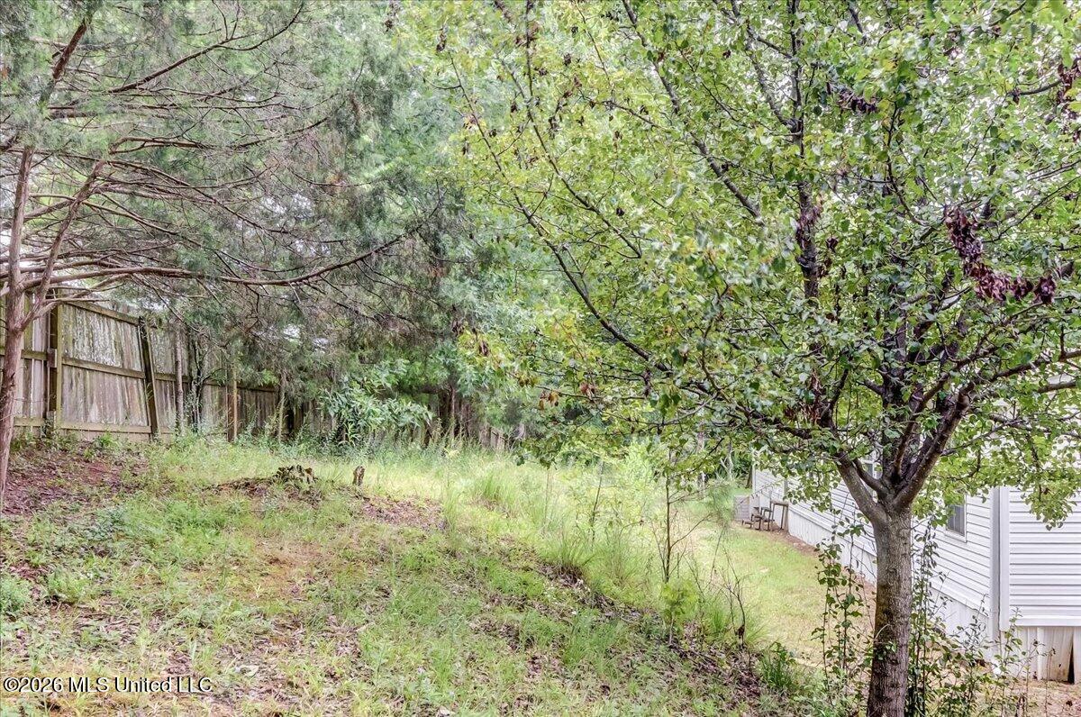 2041 King Road Property Photo 31