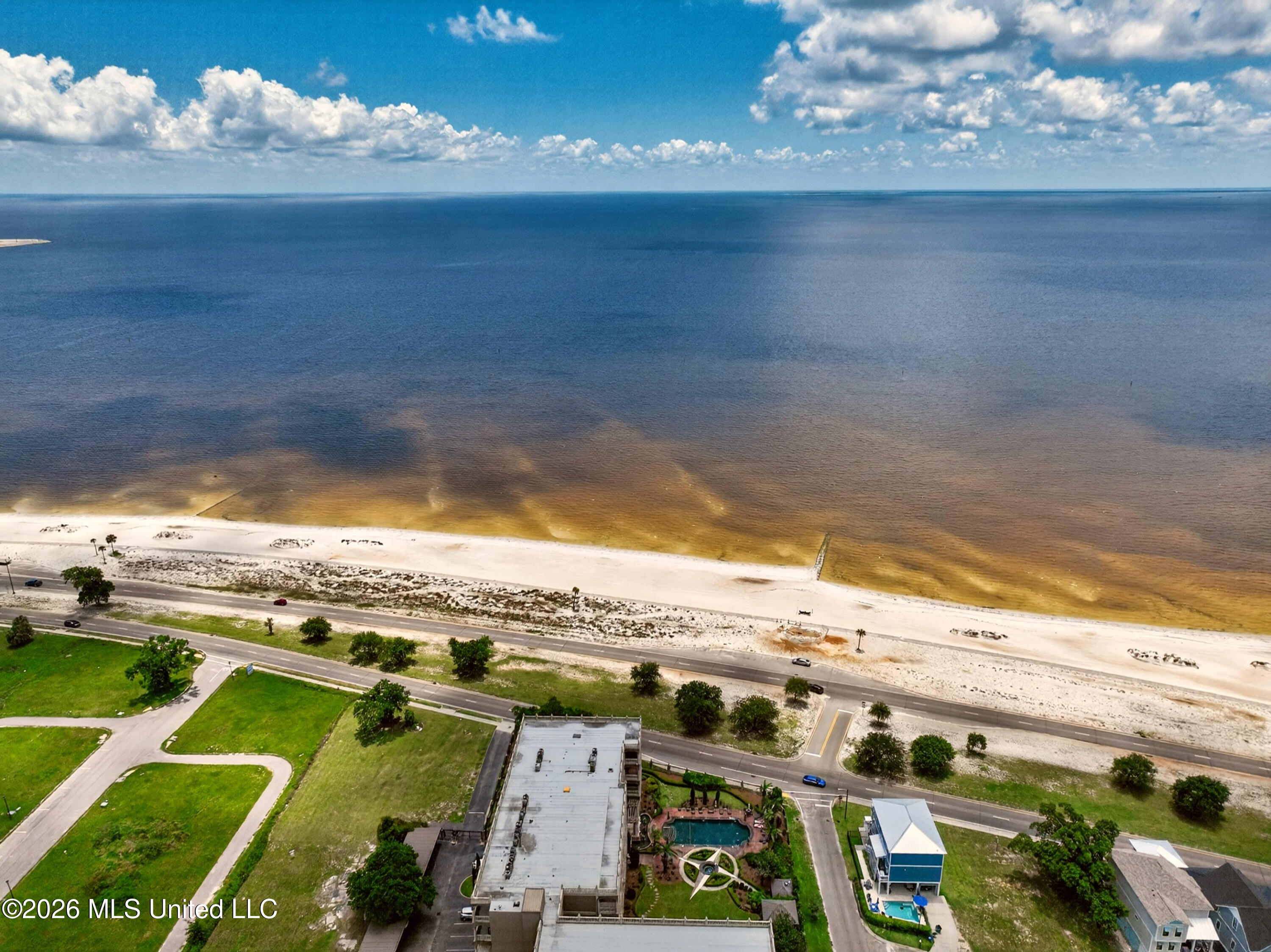 4640 W Beach Boulevard Property Photo 2