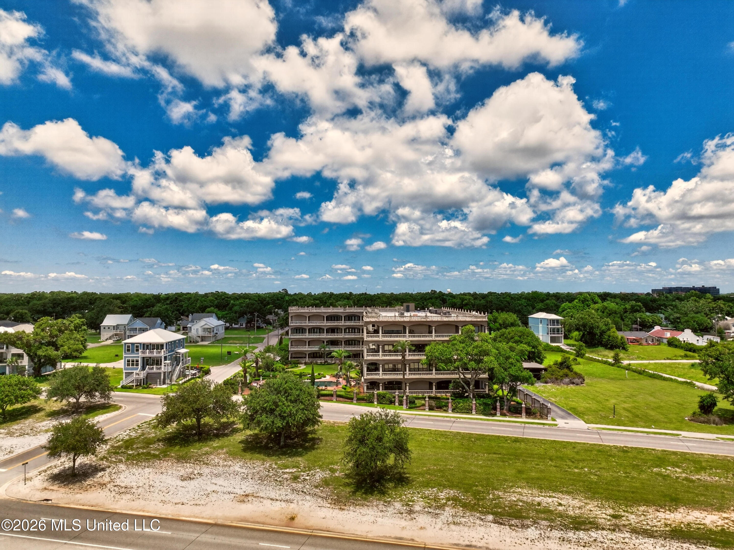 4640 W Beach Boulevard Property Photo 3