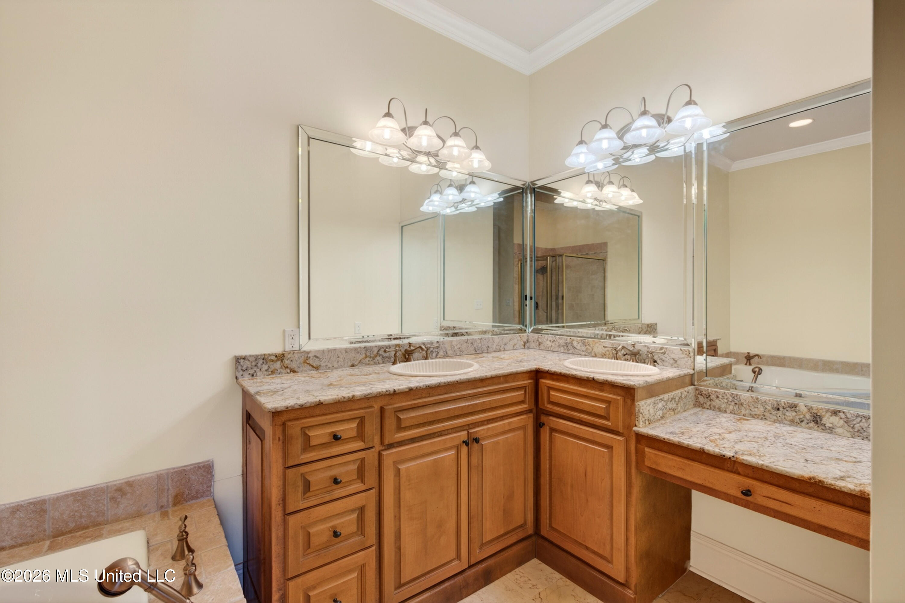4640 W Beach Boulevard Property Photo 21