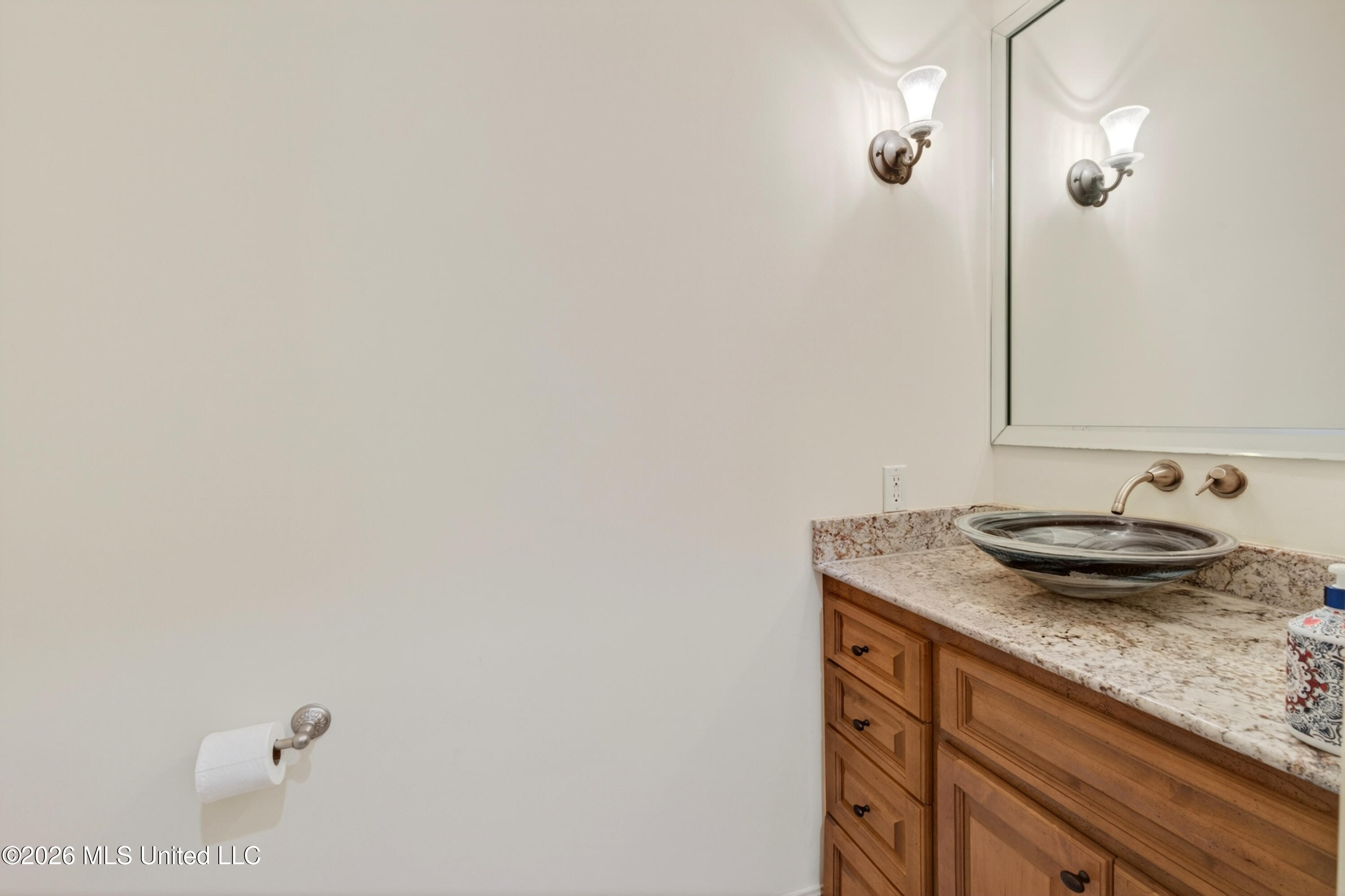 4640 W Beach Boulevard Property Photo 30