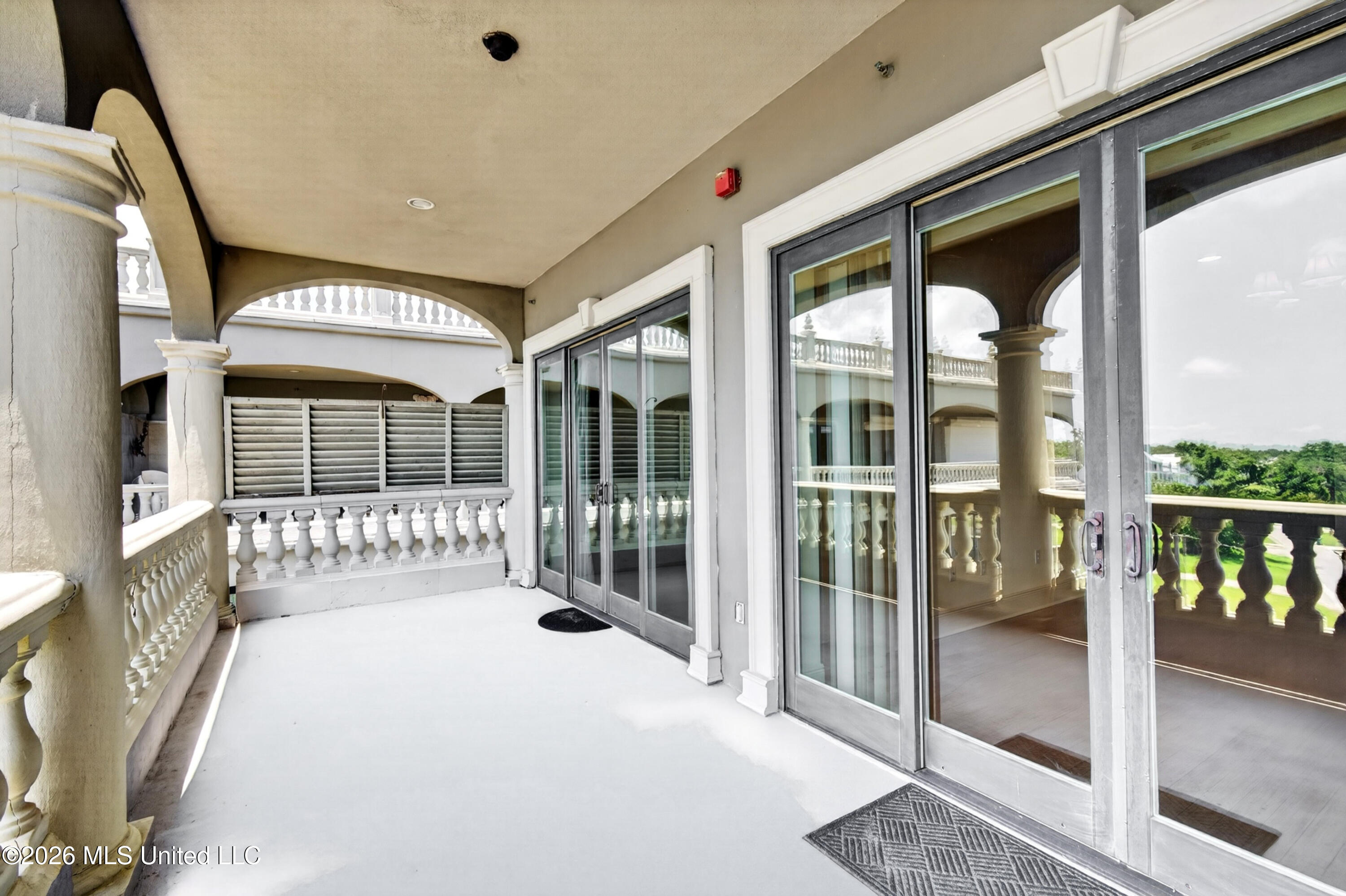 4640 W Beach Boulevard Property Photo 39
