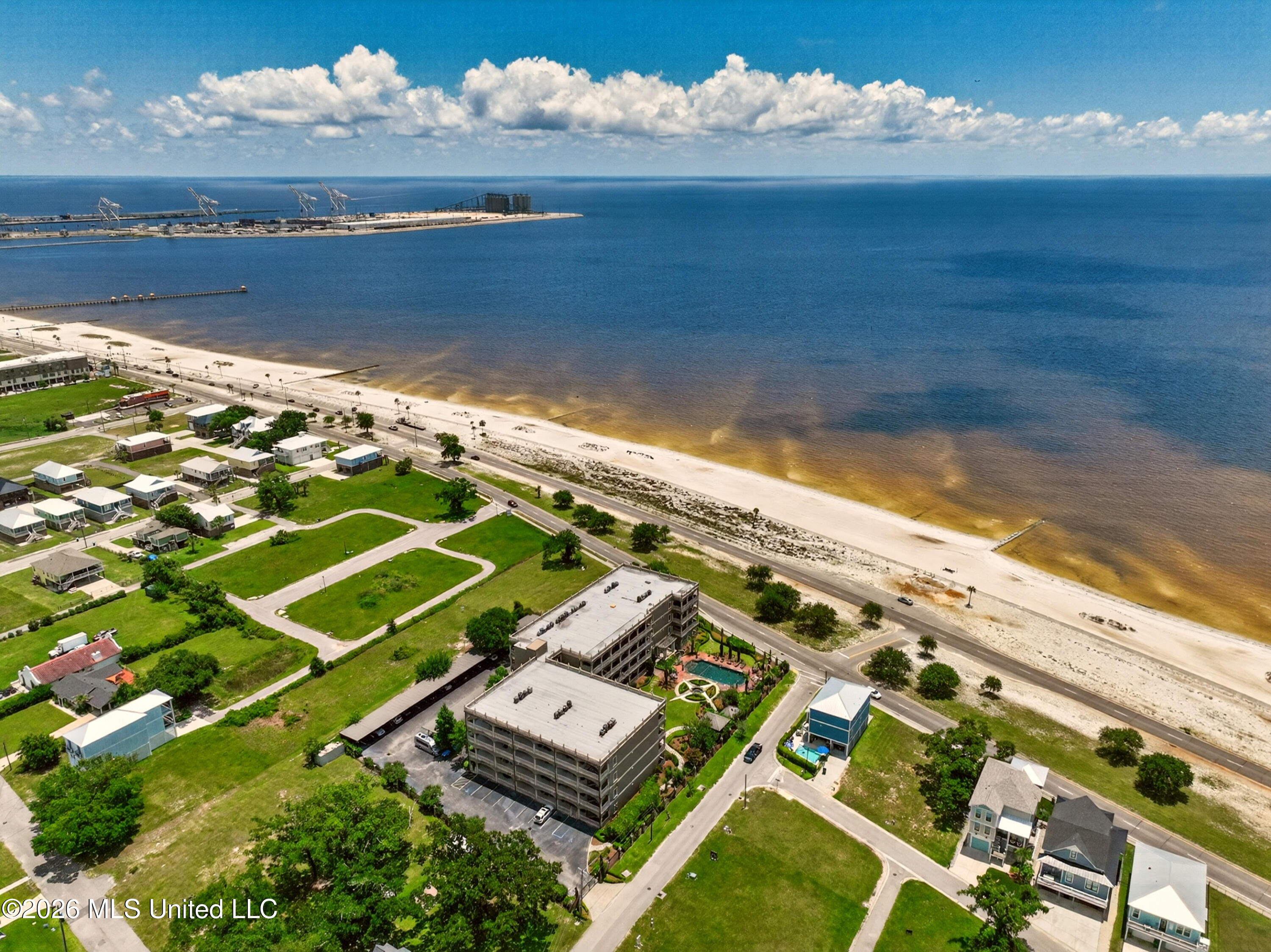 4640 W Beach Boulevard Property Photo 52