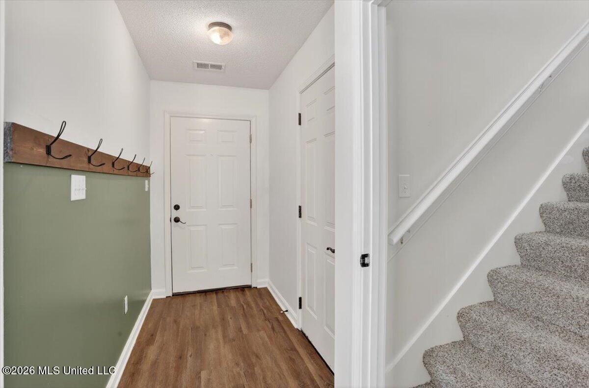 5949 Stafford Drive Property Photo 4