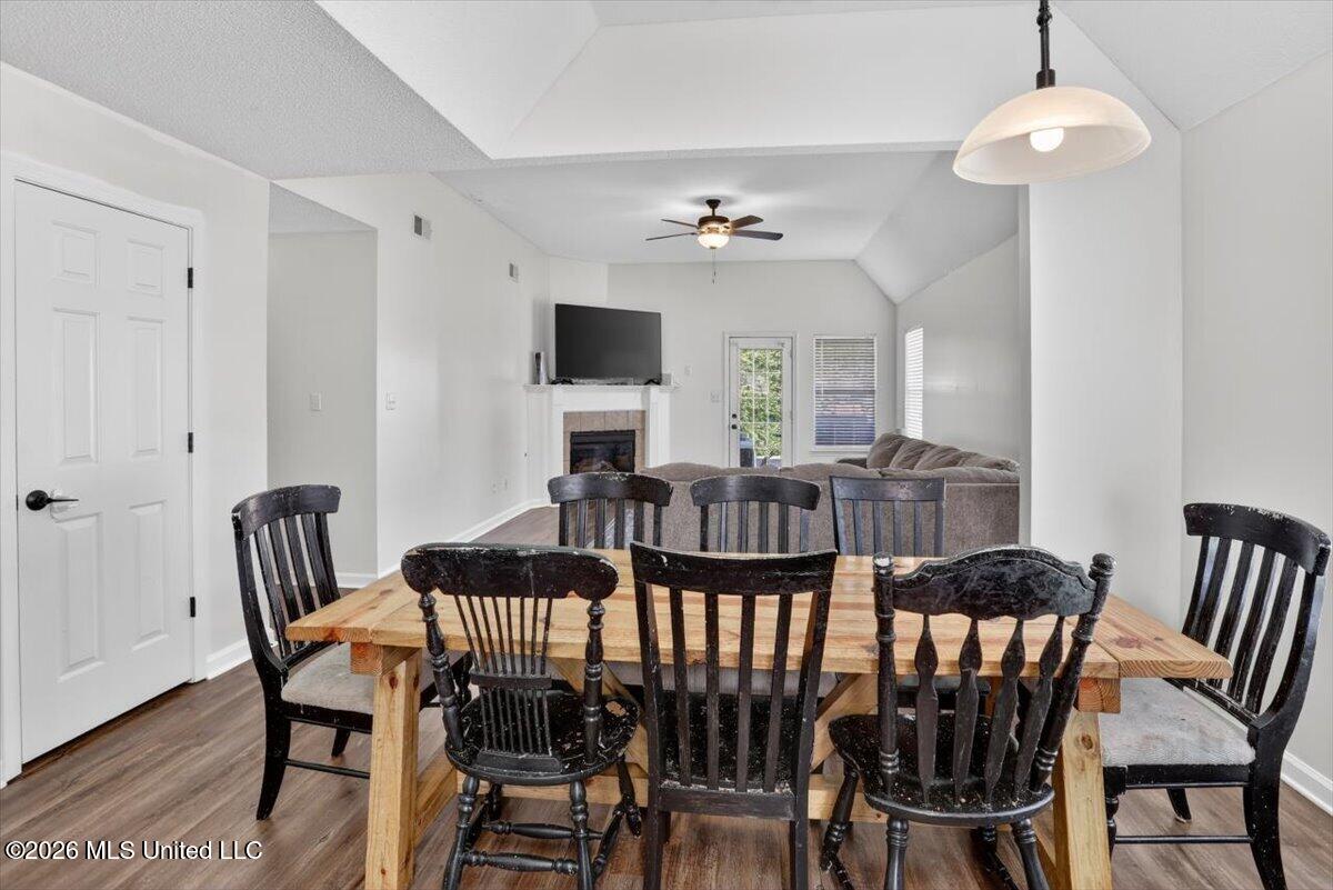 5949 Stafford Drive Property Photo 11