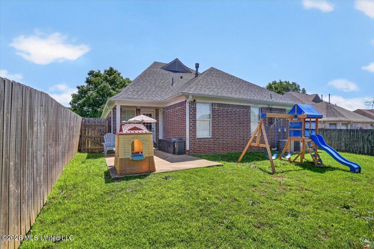 5949 Stafford Drive Property Photo 27