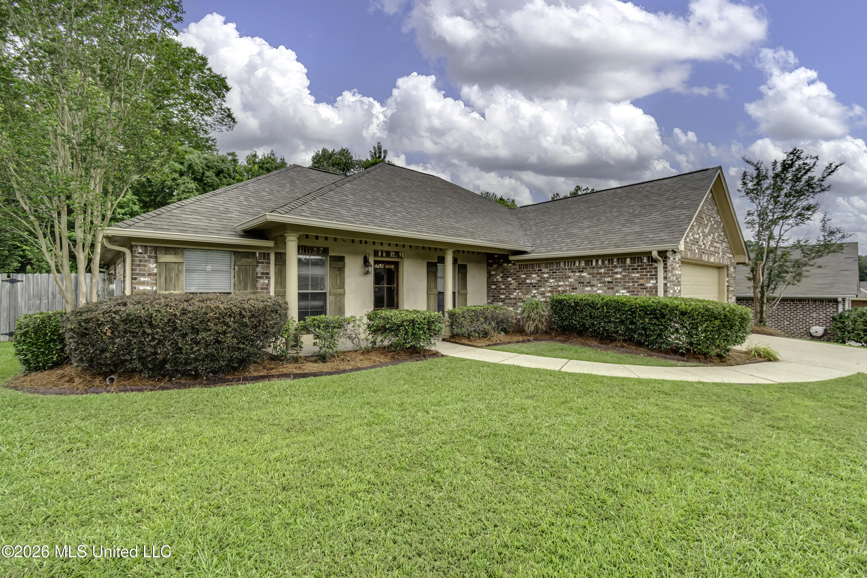164 Britton Circle Property Photo 1