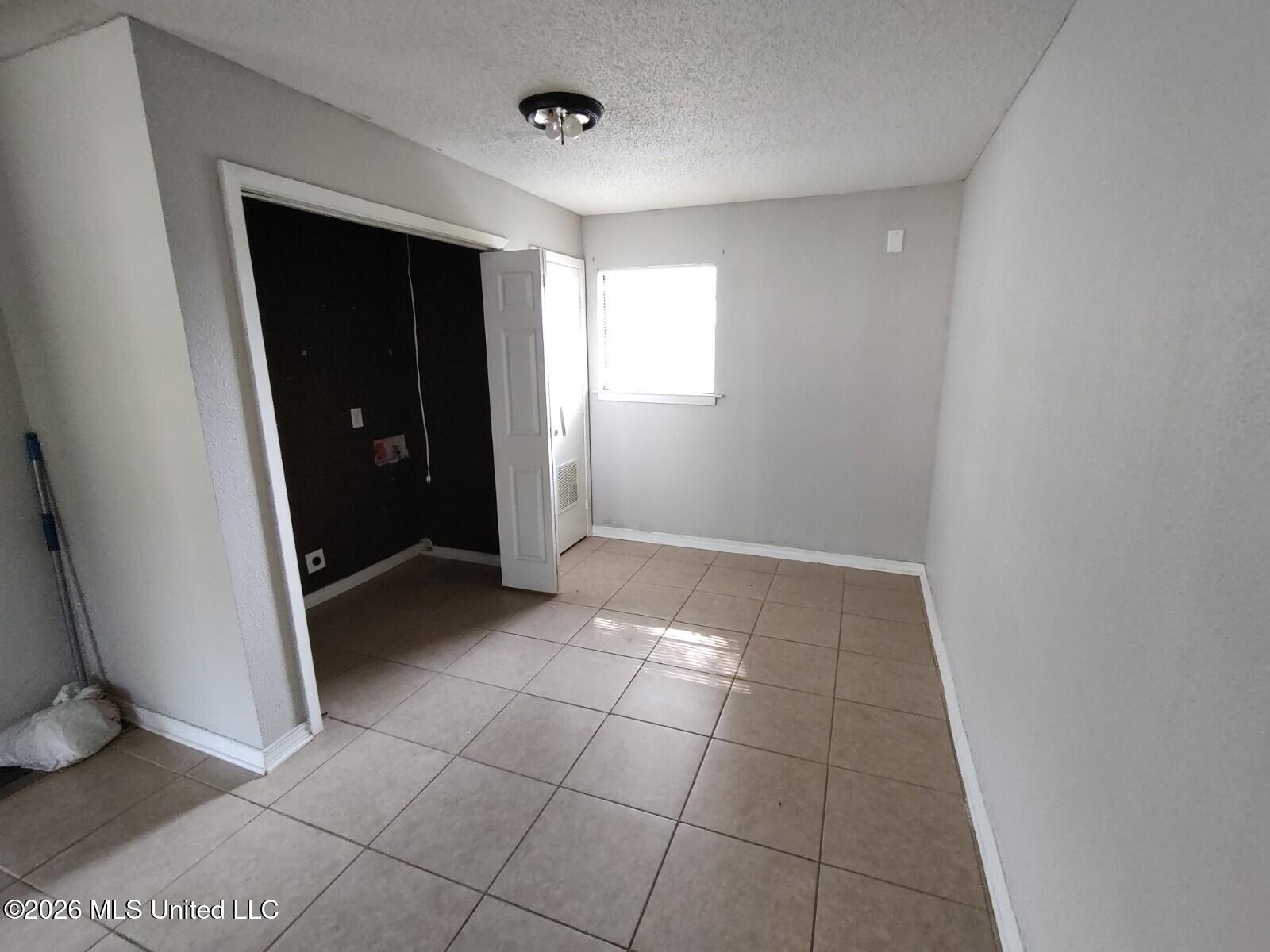 3619 Pentagon Drive Property Photo 3