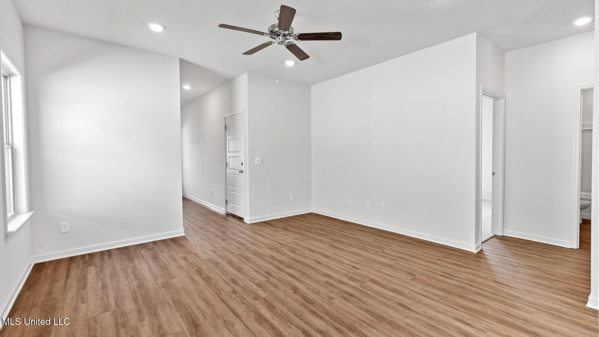 505 Vista Pointe Drive Property Photo 6