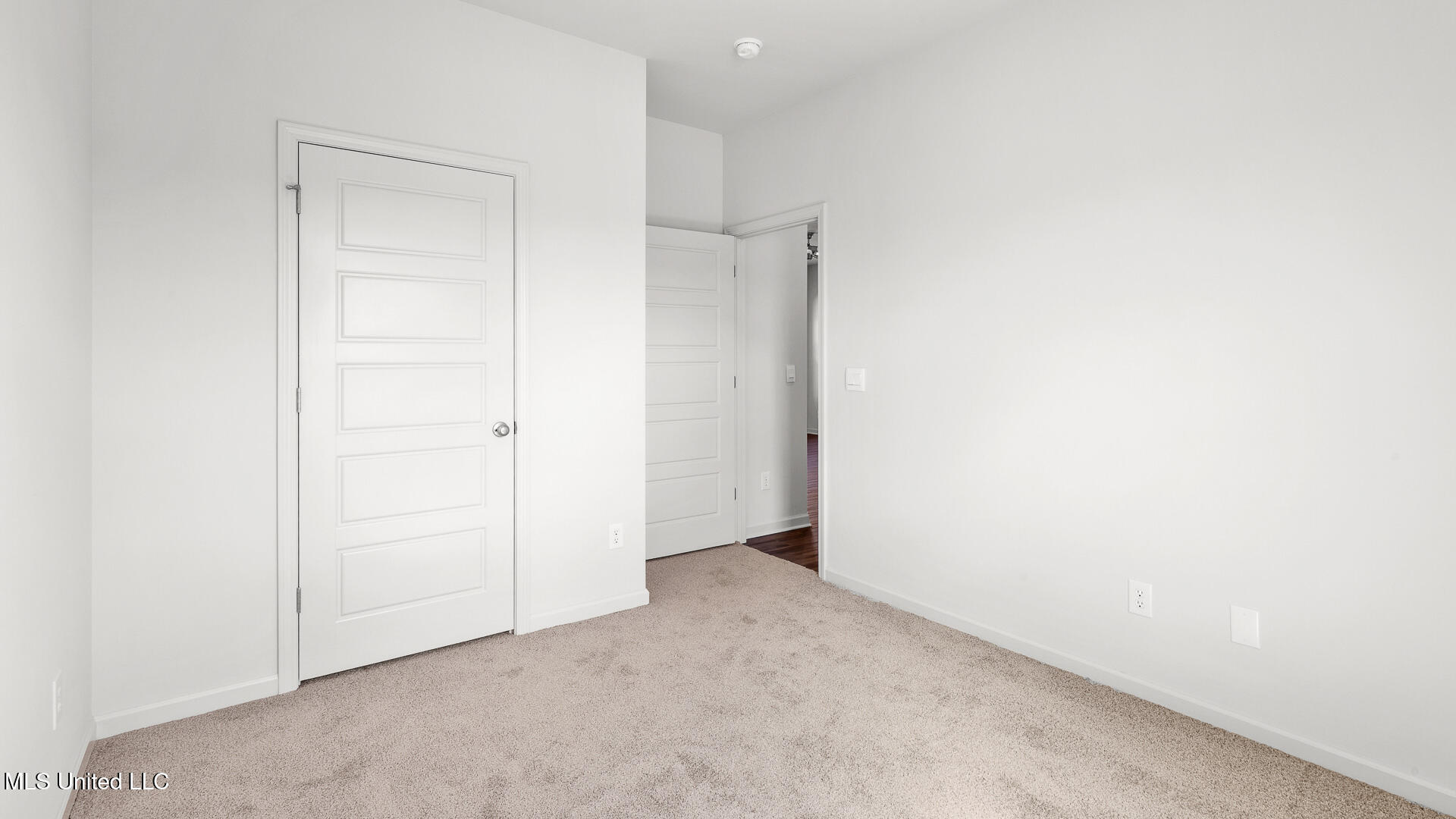 505 Vista Pointe Drive Property Photo 12