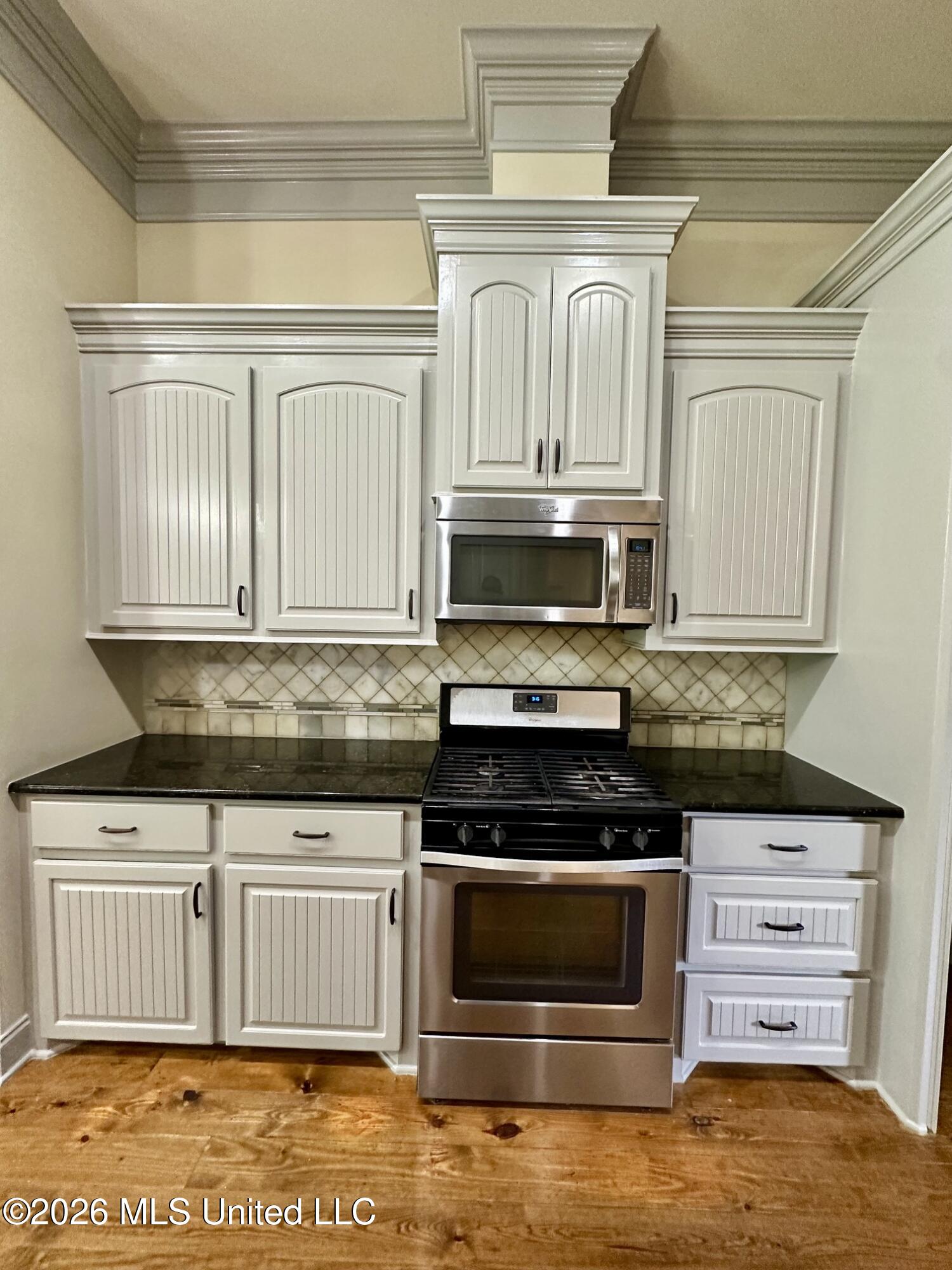 2017 E Ridge Circle Property Photo 6