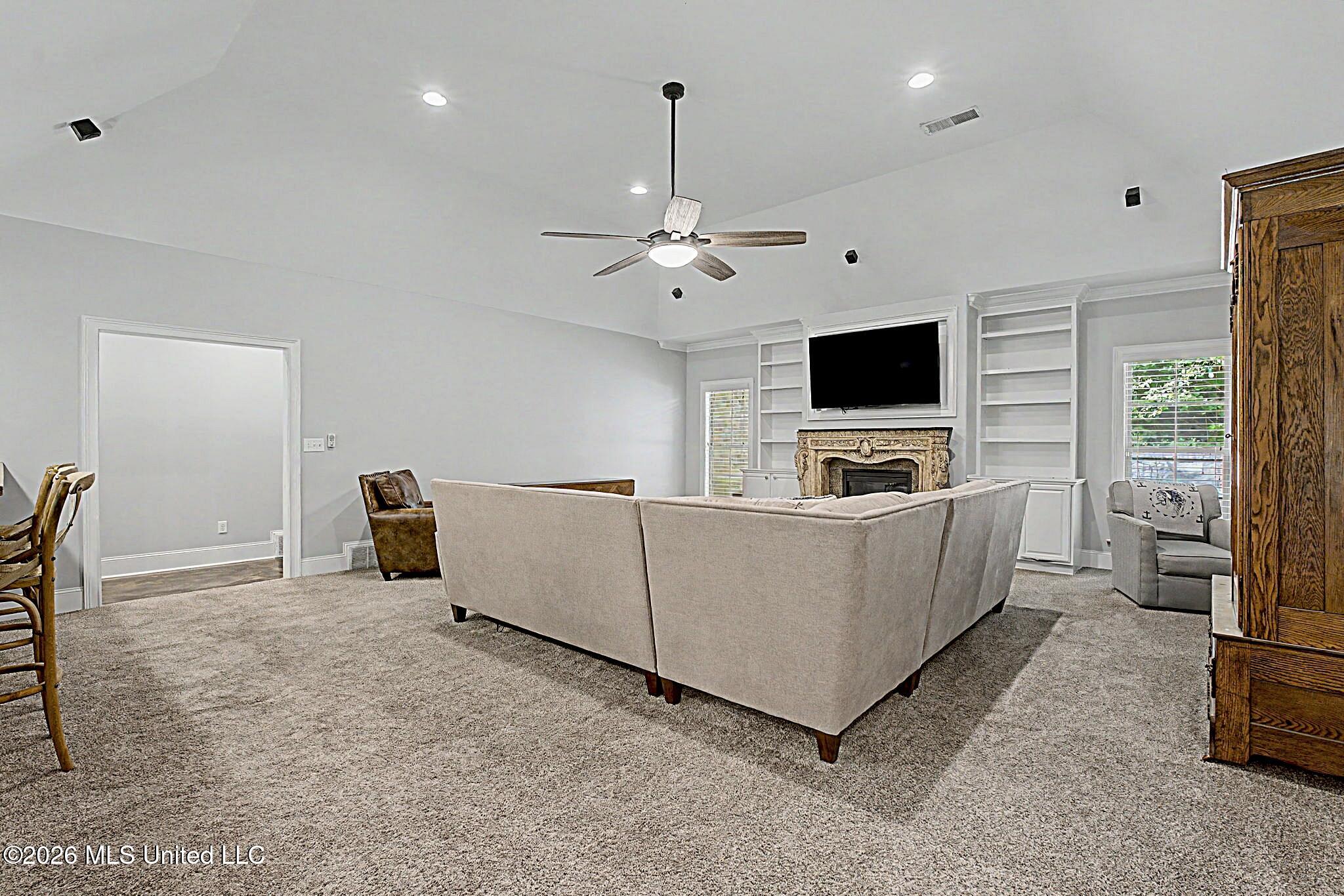 1595 Southern Ridge Trail Property Photo 9