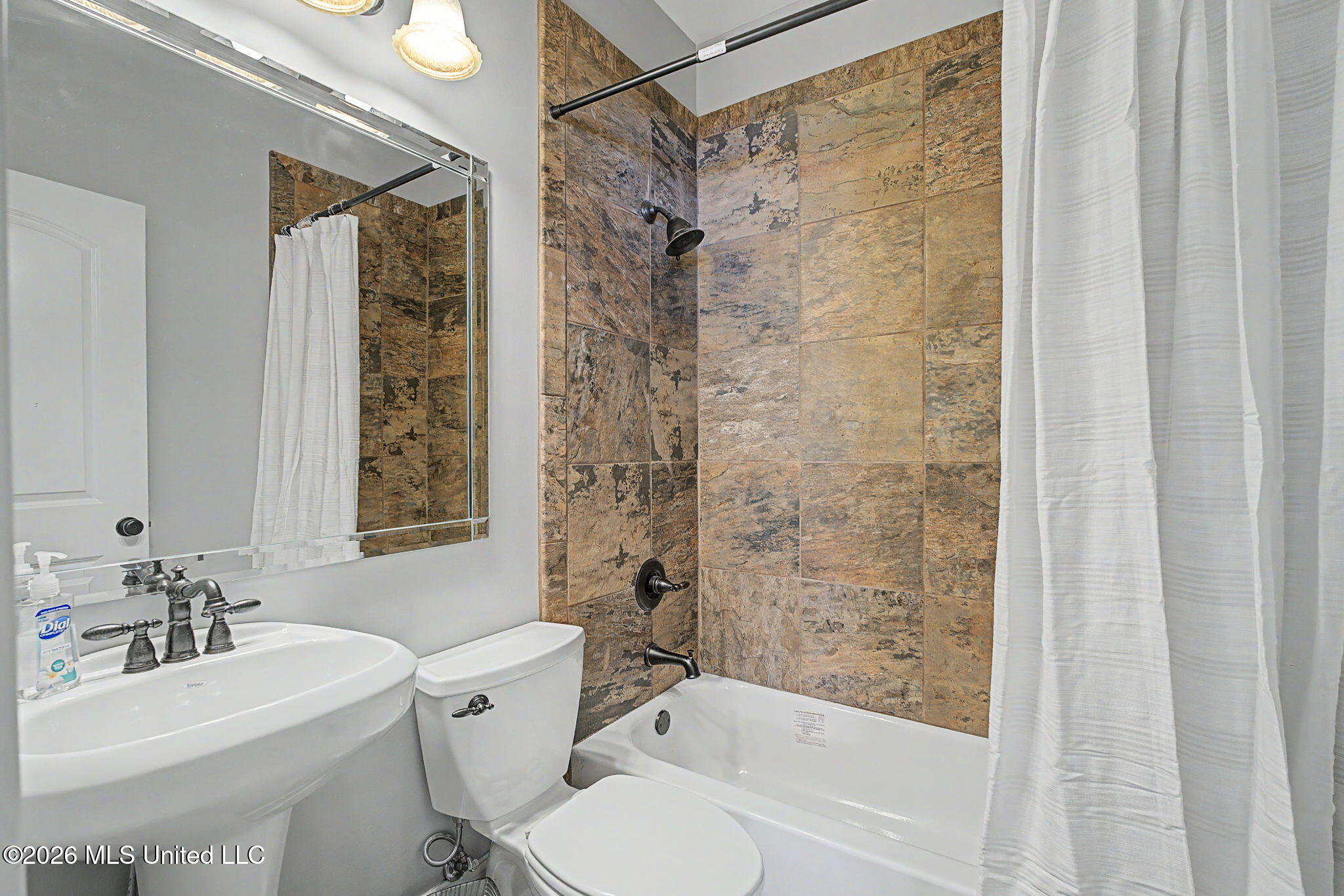 1595 Southern Ridge Trail Property Photo 34