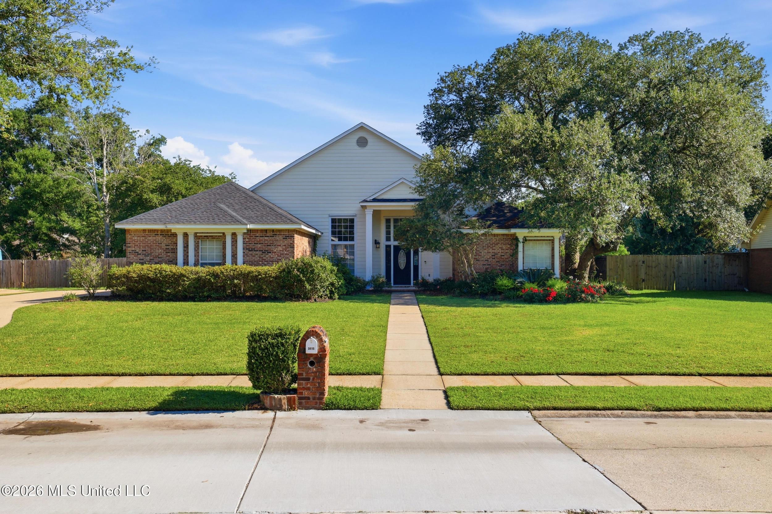 3815 Cabildo Place Property Photo 2