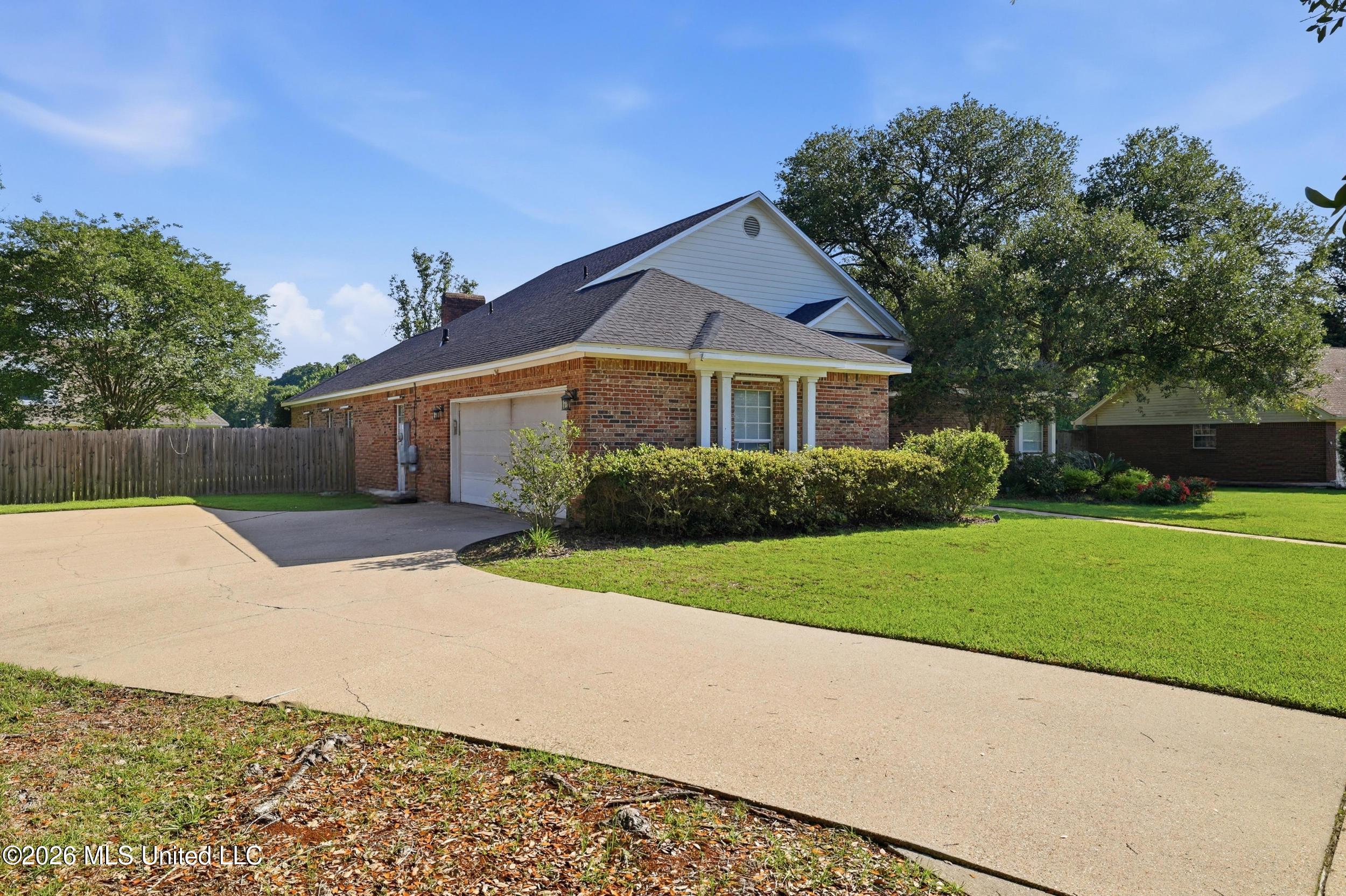 3815 Cabildo Place Property Photo 3