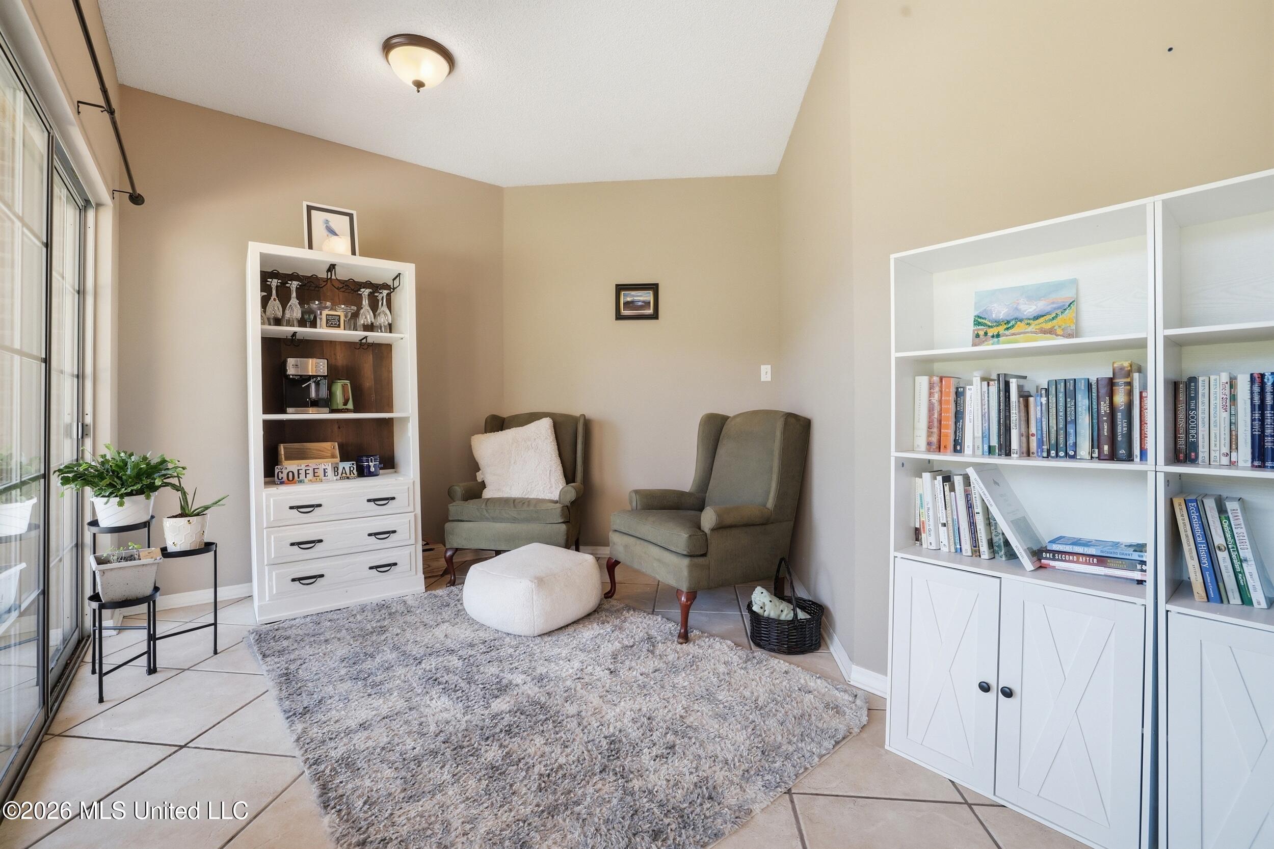 3815 Cabildo Place Property Photo 13