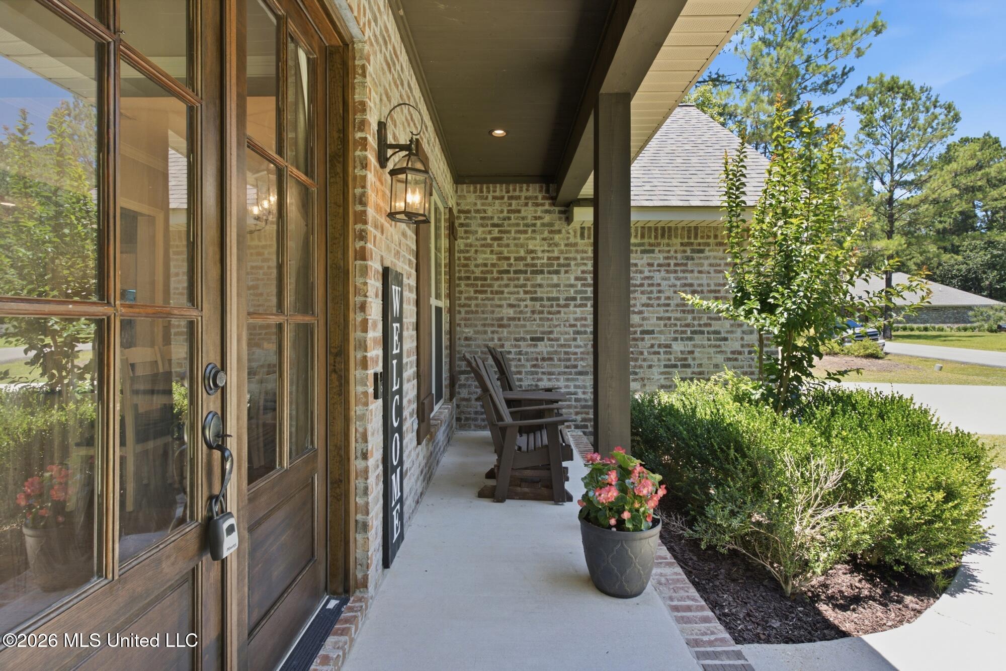 65 Stonegate Drive Property Photo 4