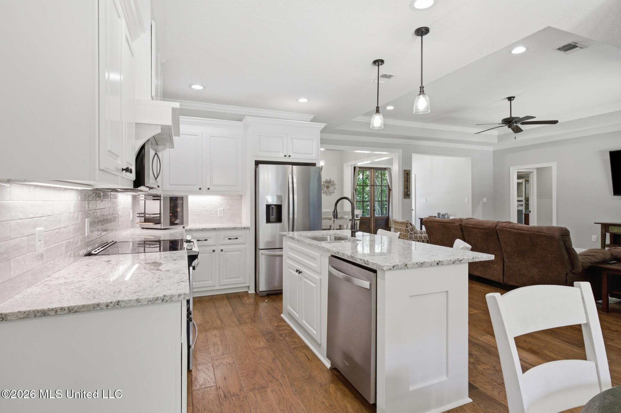 65 Stonegate Drive Property Photo 14