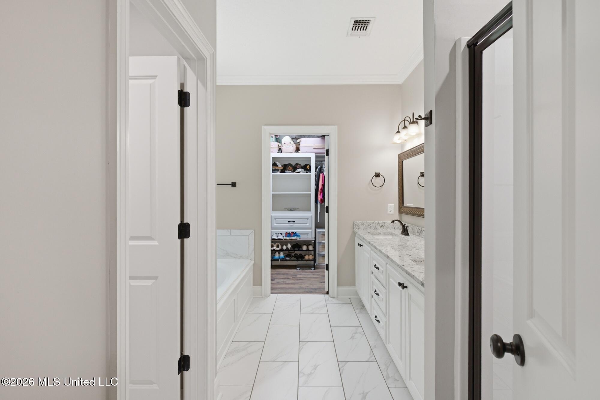 65 Stonegate Drive Property Photo 22