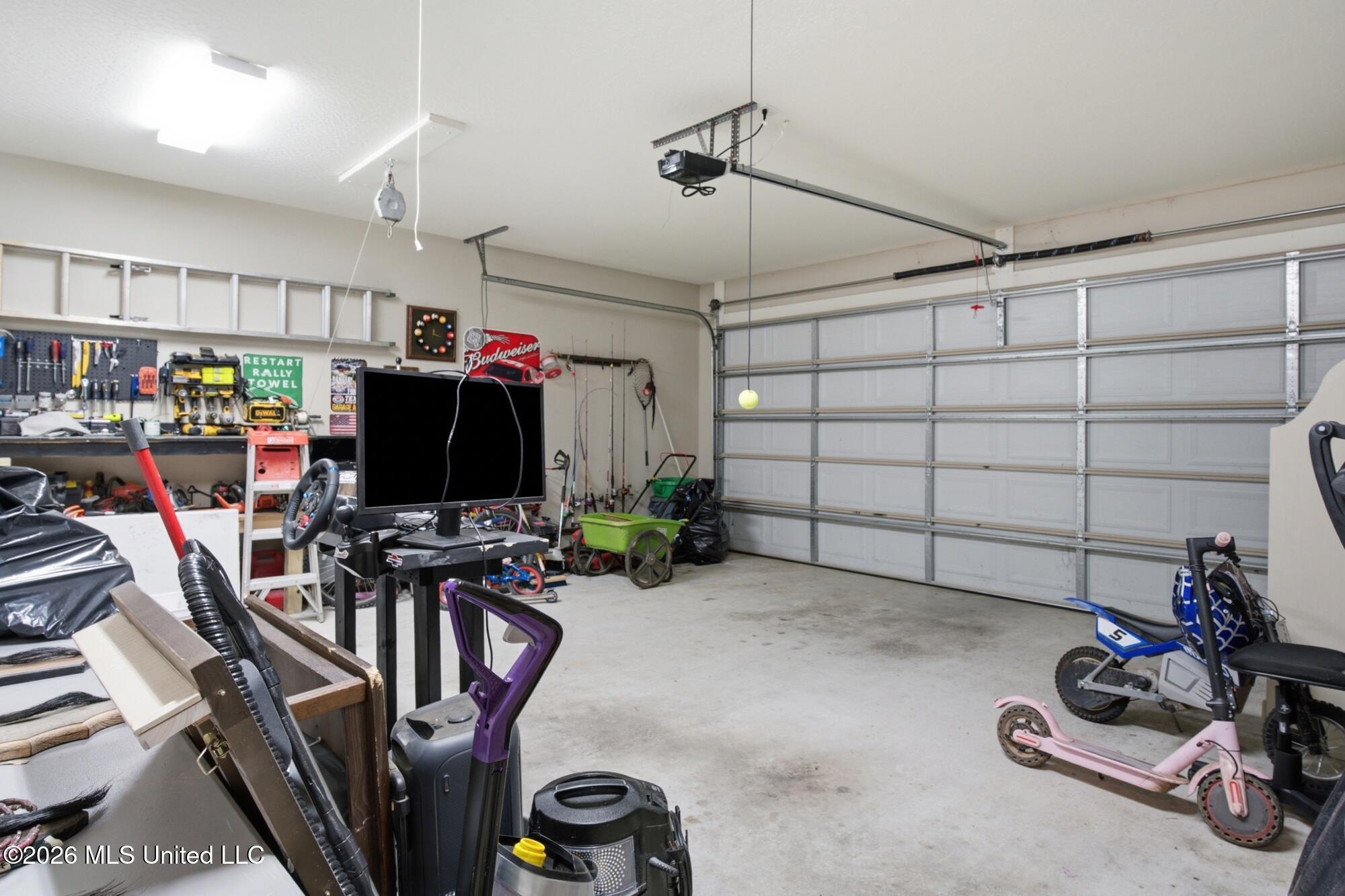 65 Stonegate Drive Property Photo 30