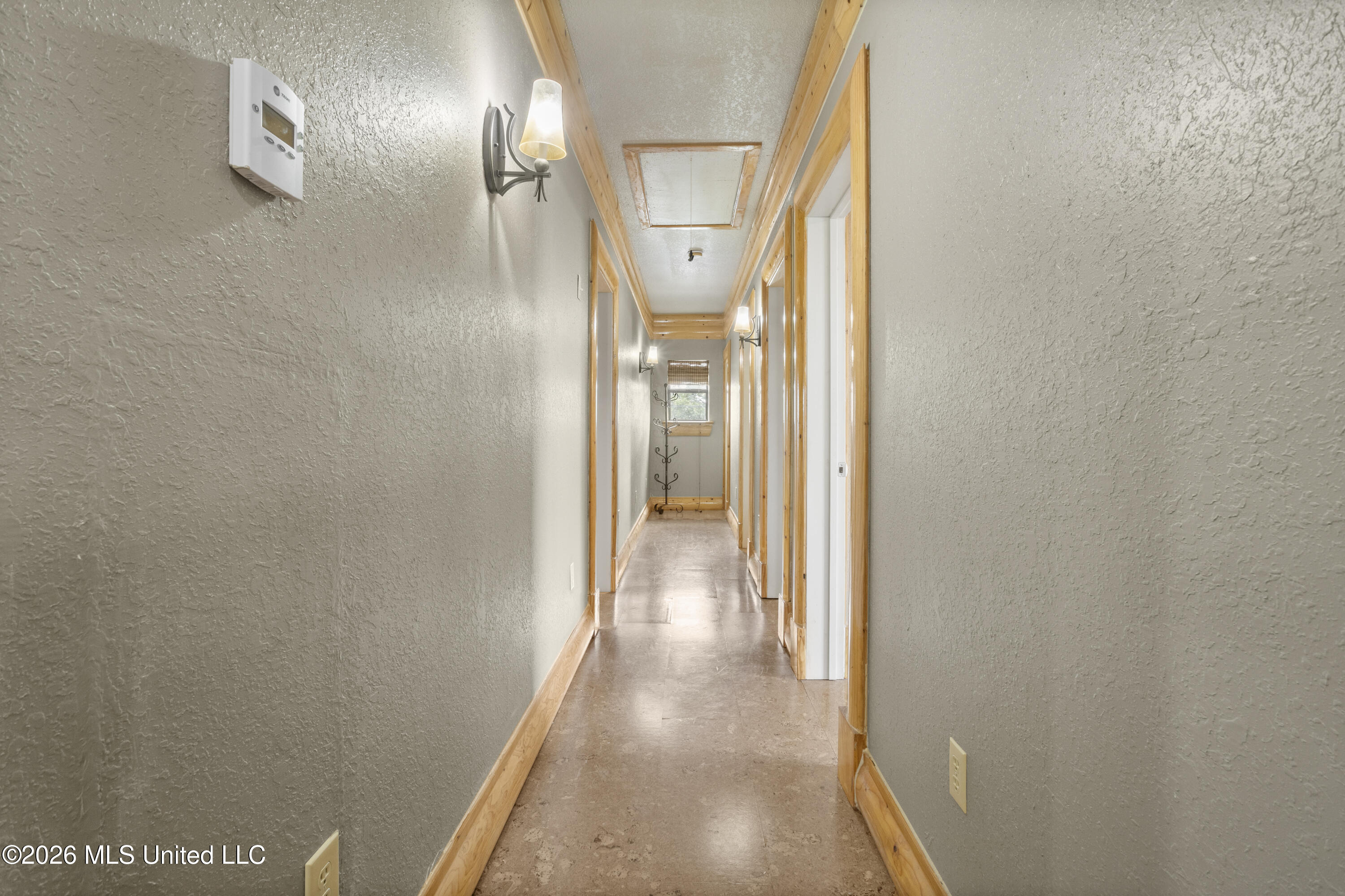 4205 Riverside Drive Property Photo 33