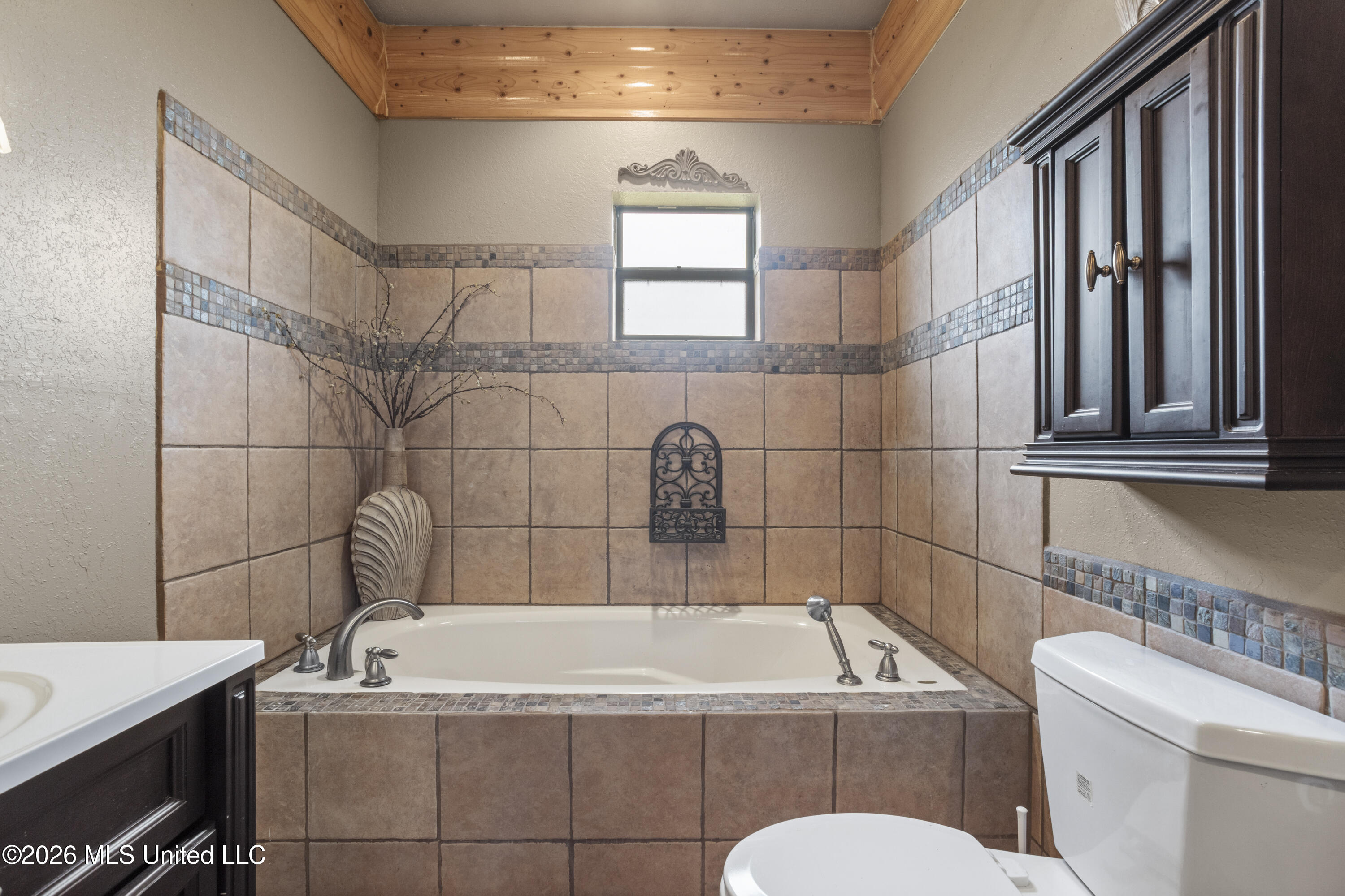 4205 Riverside Drive Property Photo 37