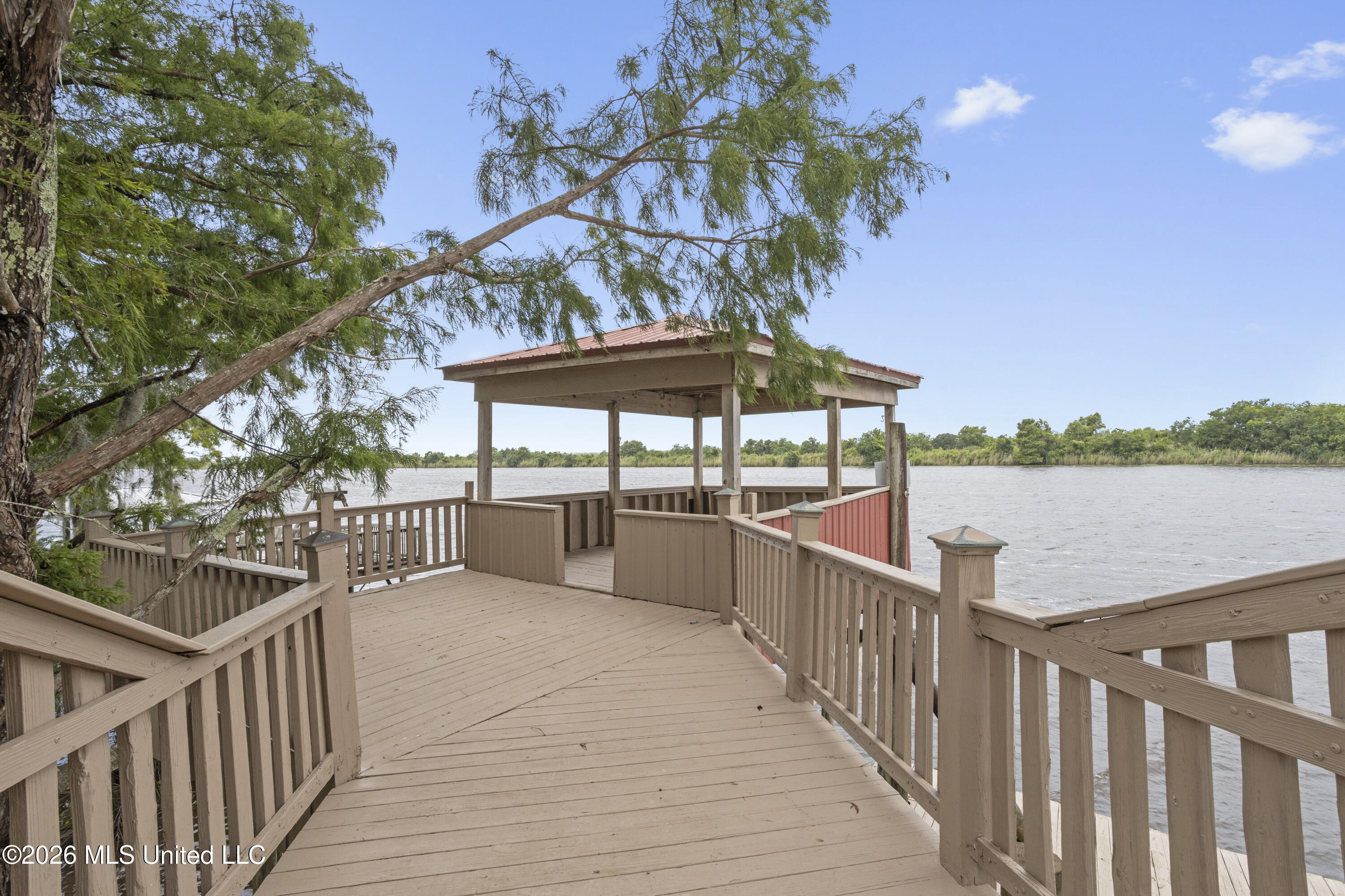 4205 Riverside Drive Property Photo 44