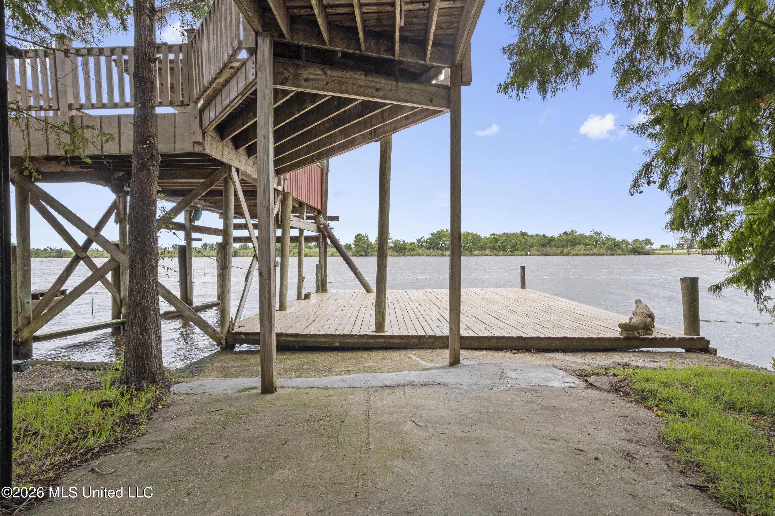 4205 Riverside Drive Property Photo 53