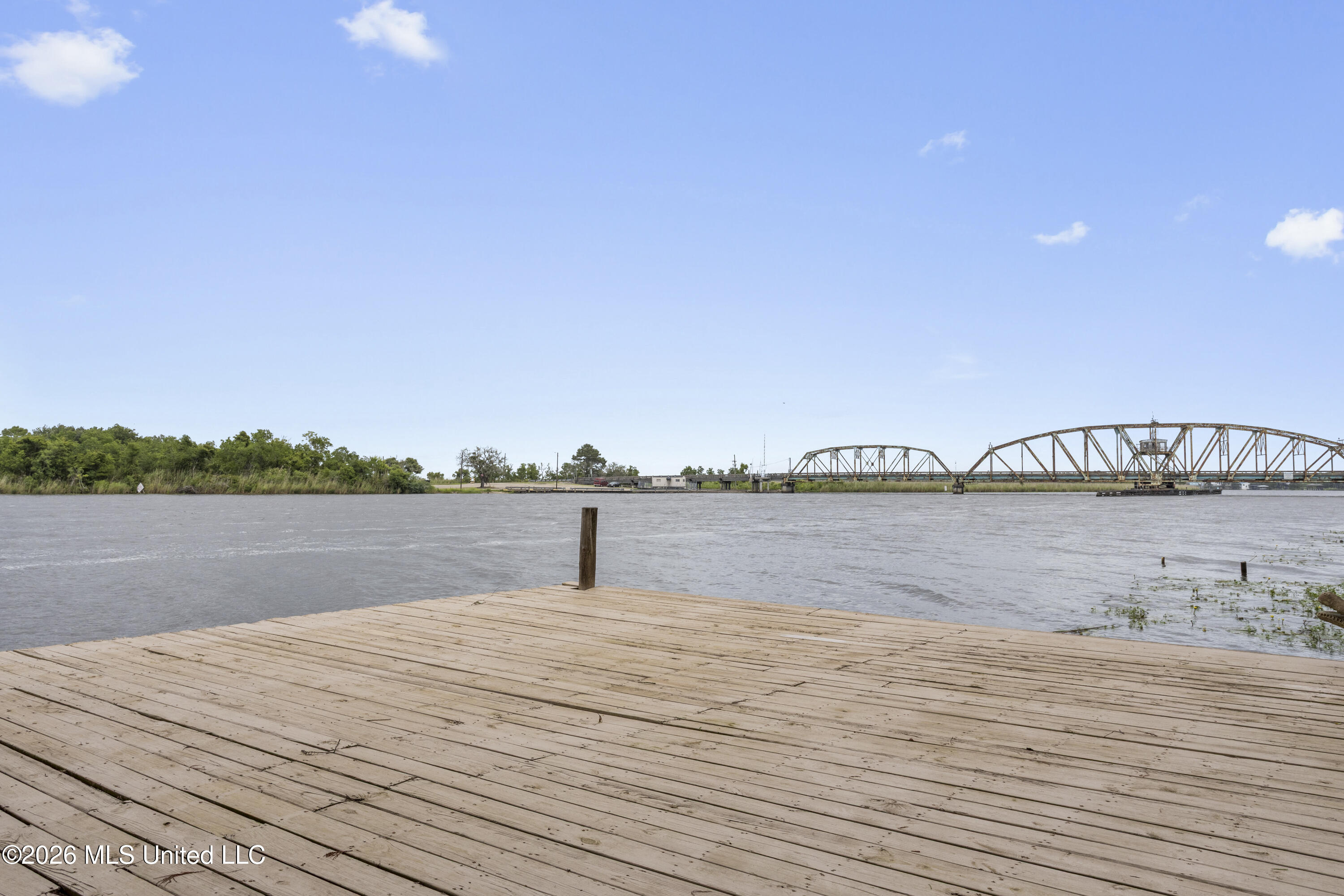 4205 Riverside Drive Property Photo 56
