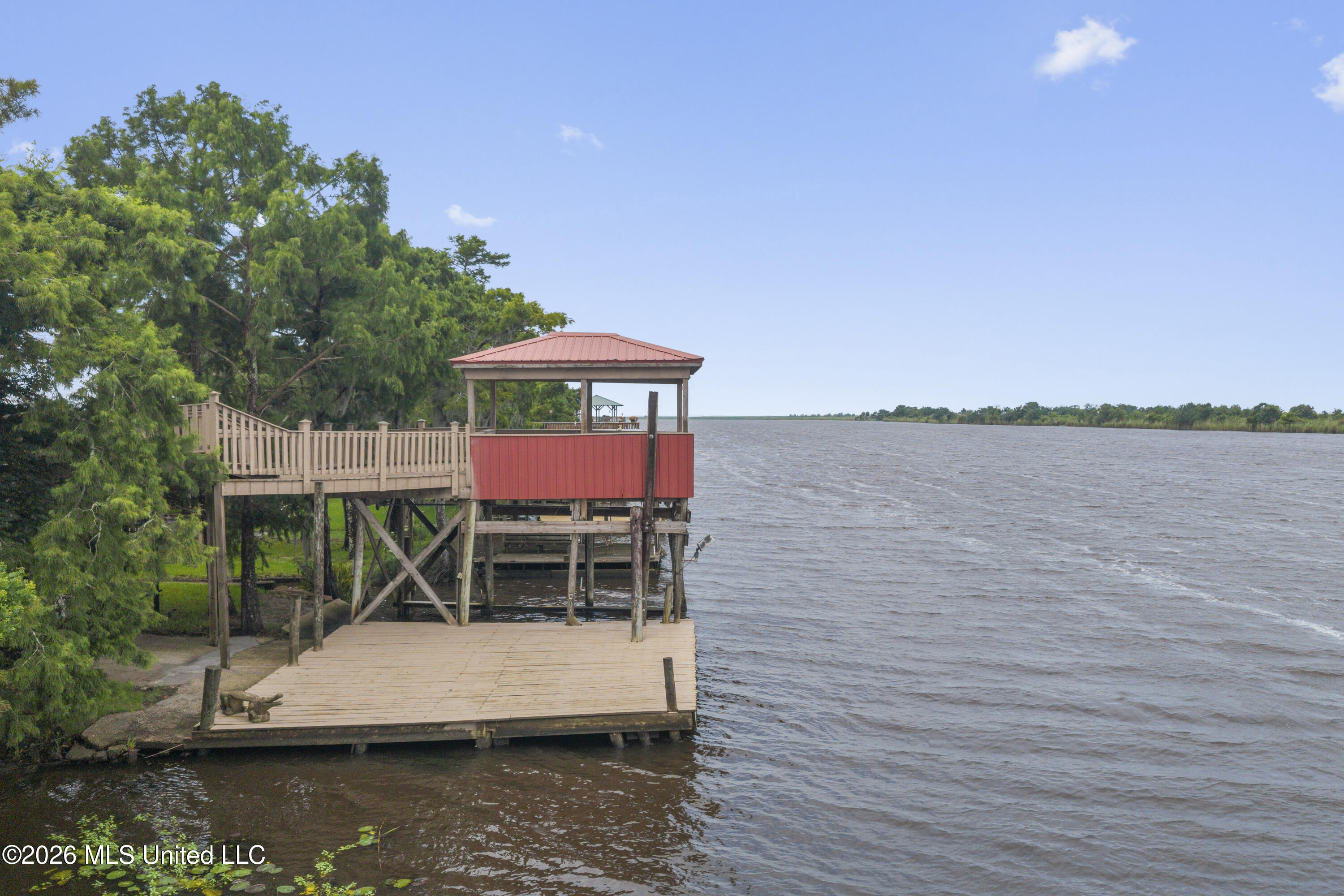 4205 Riverside Drive Property Photo 59