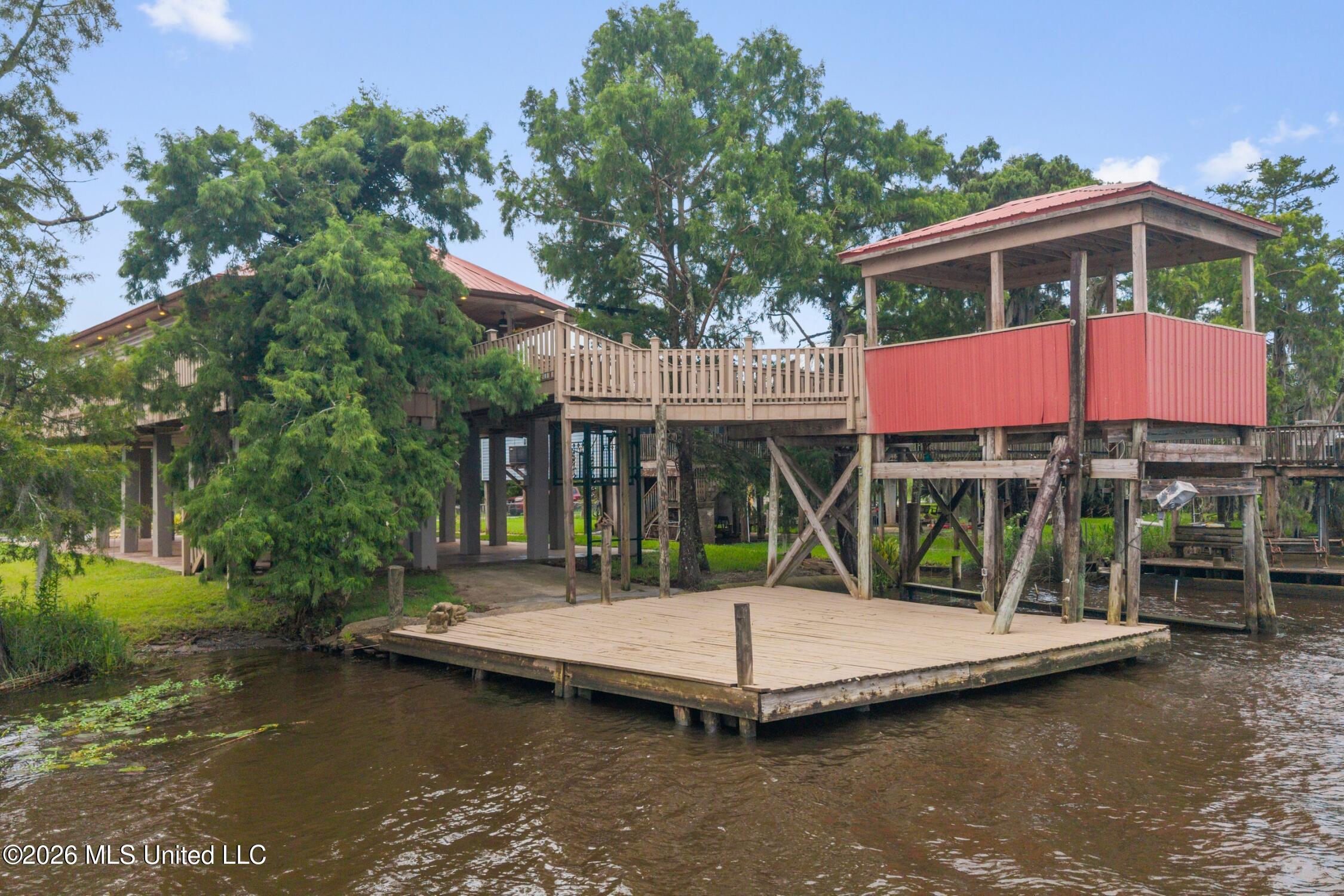4205 Riverside Drive Property Photo 64
