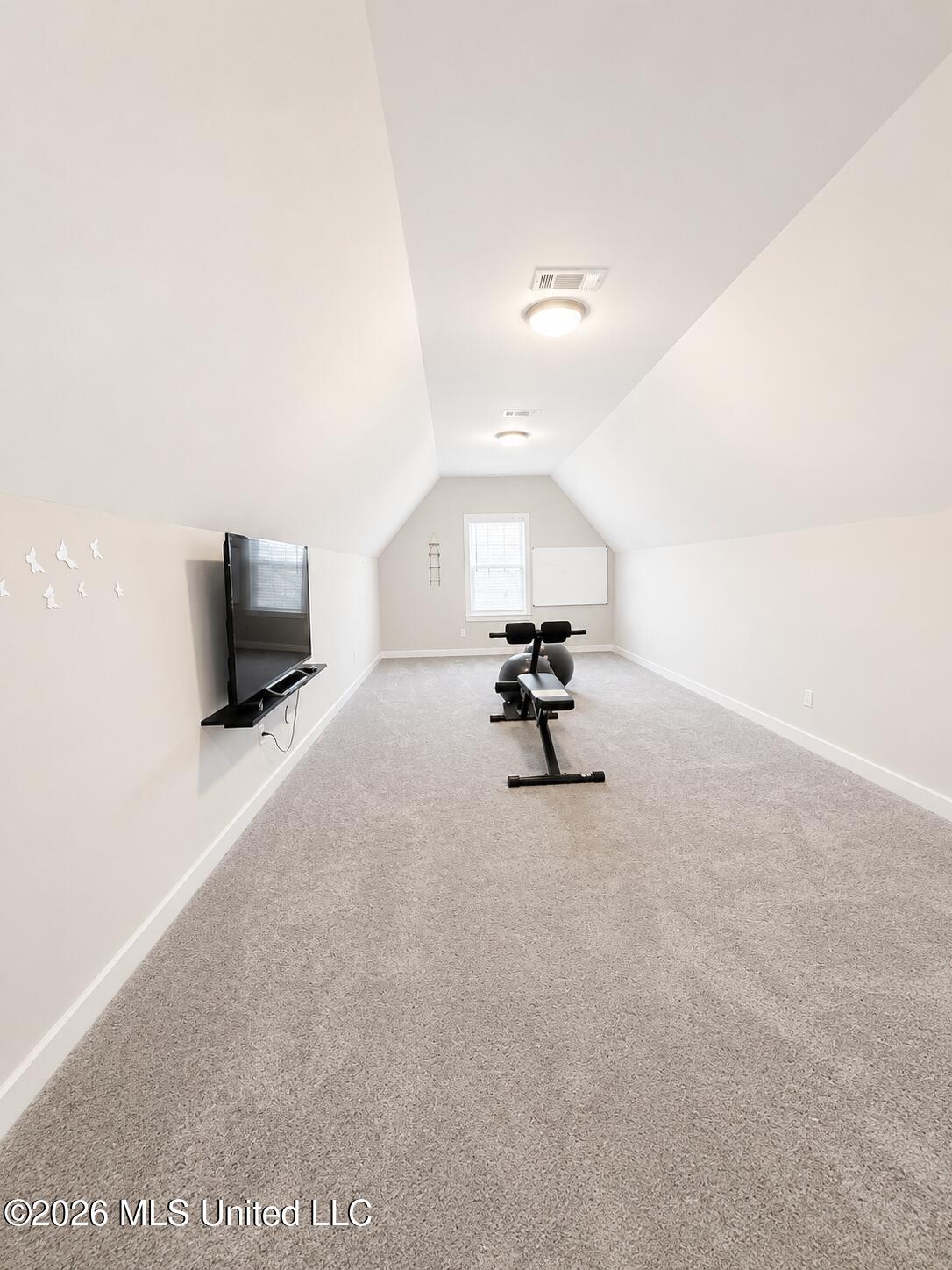 415 Vicksburg Cove Property Photo 19