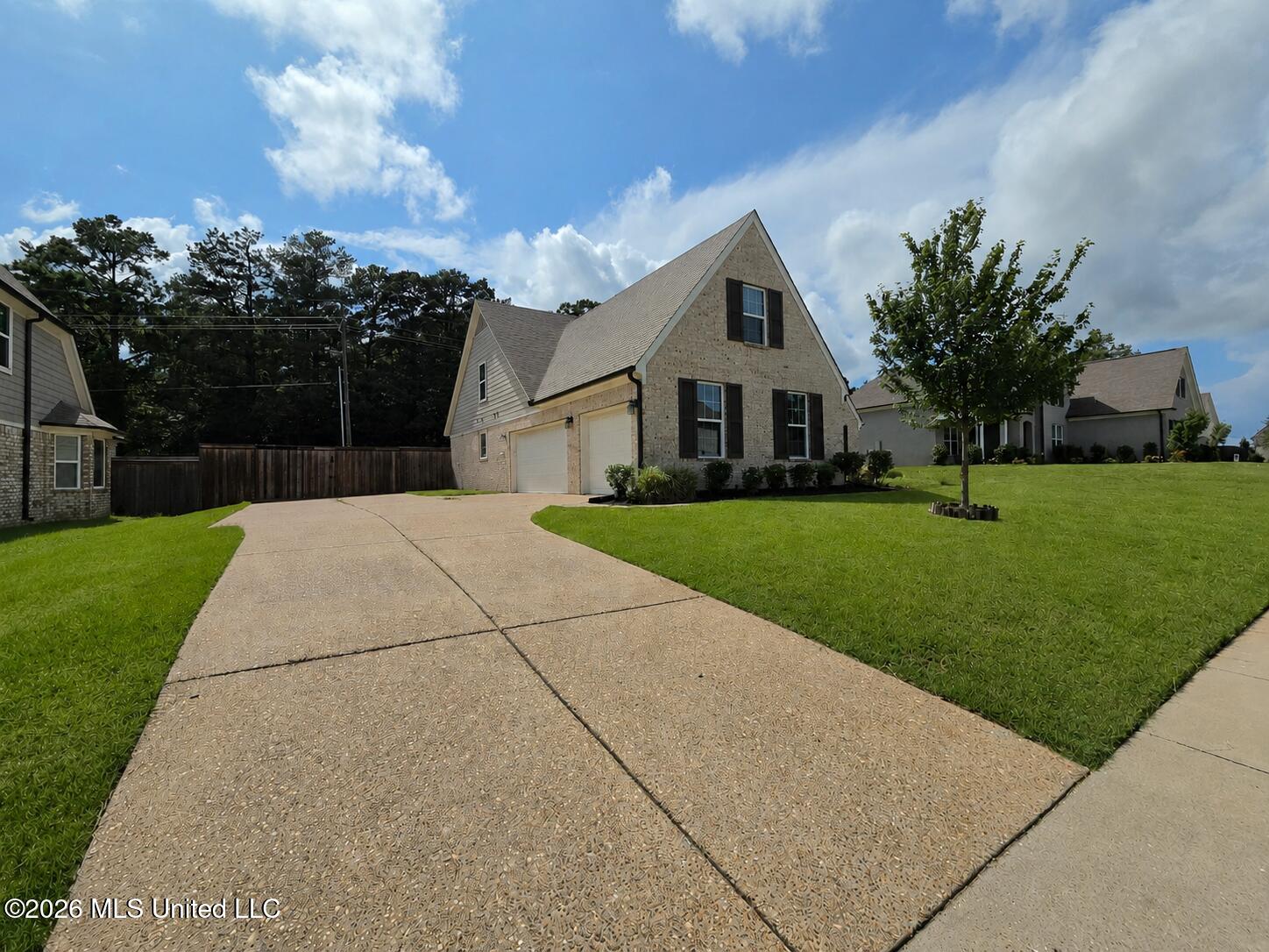 415 Vicksburg Cove Property Photo 27