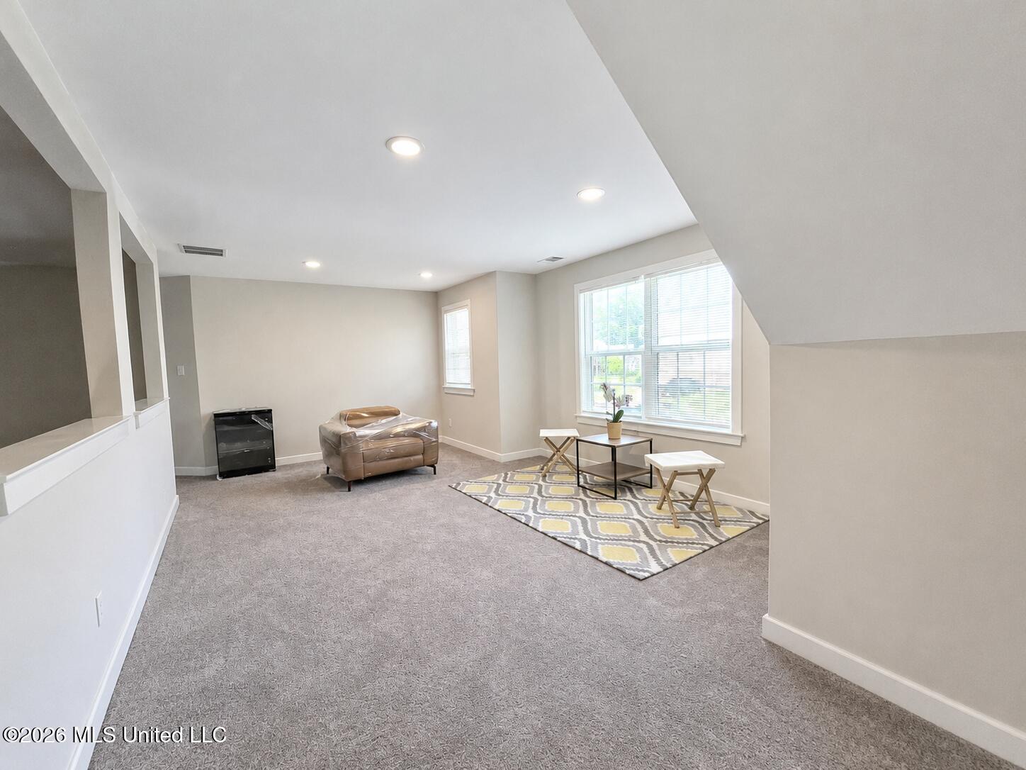 415 Vicksburg Cove Property Photo 28
