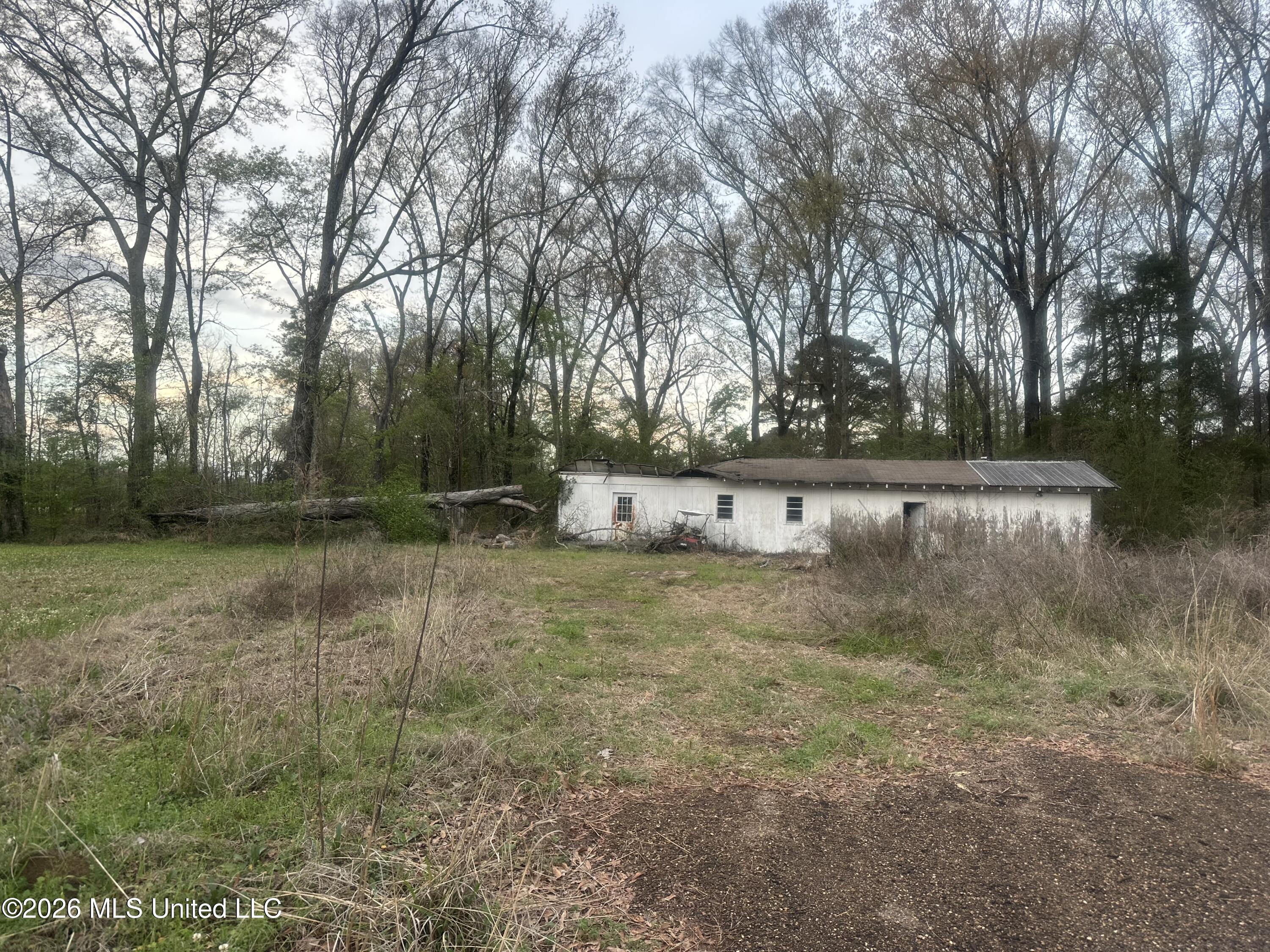 Ted Circle Property Photo 4
